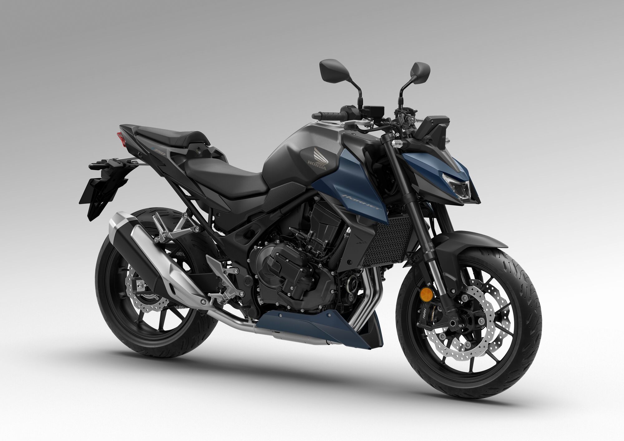 Fotos Honda Hornet 750  E-Clutch 2026