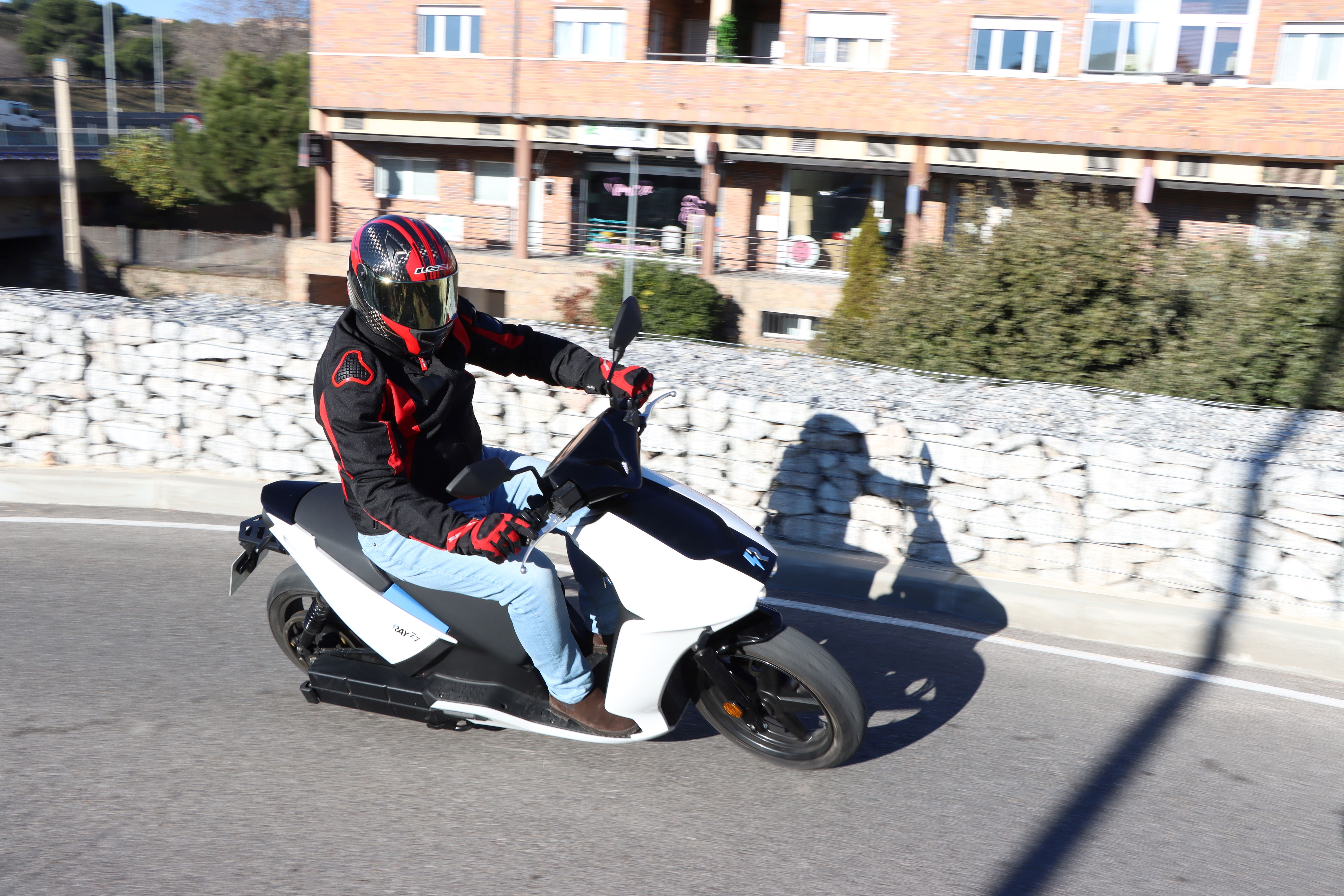 las matriculaciones de motos eléctricas crecen en el primer trimestre de 2026.