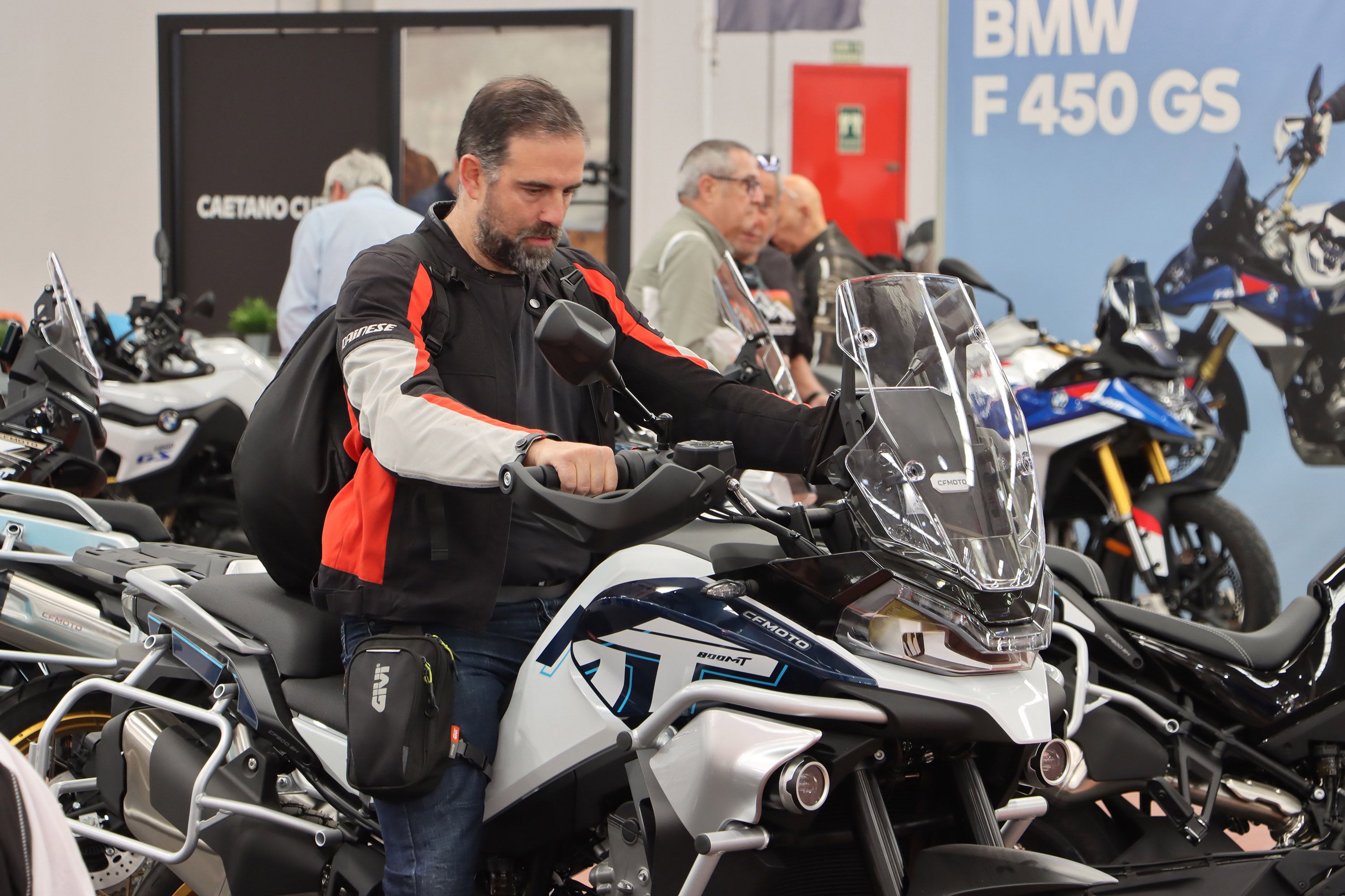 MXM26   Detalle publico 1