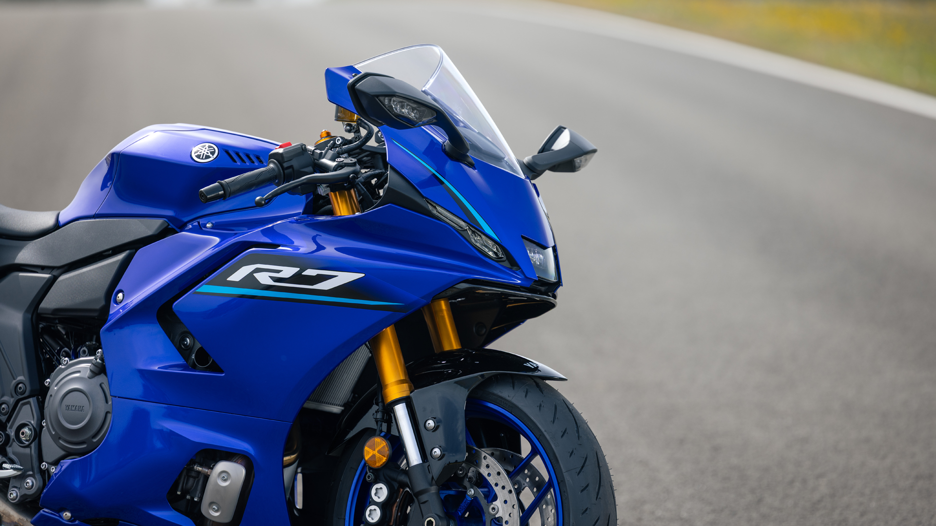Yamaha R7 2026 Detalles (10)