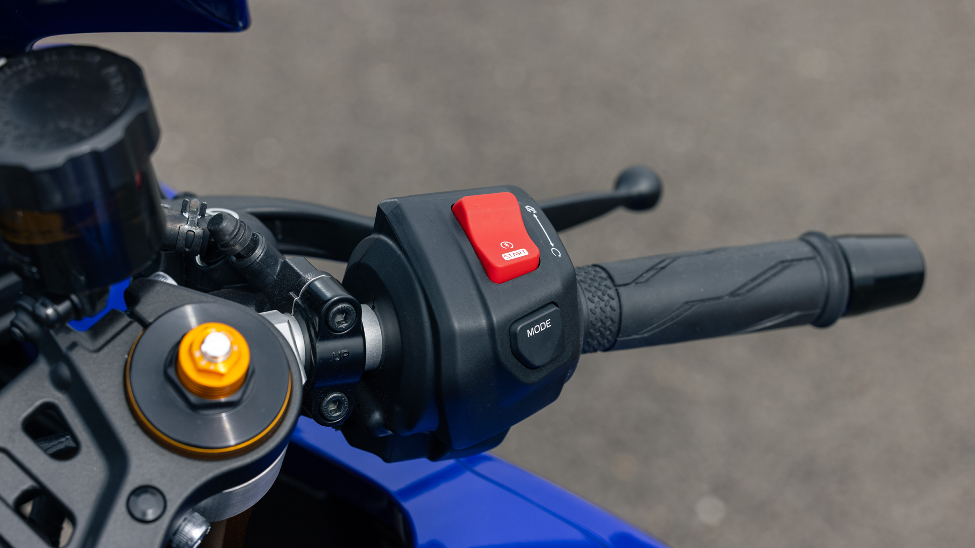 Yamaha R7 2026 Detalles (13)