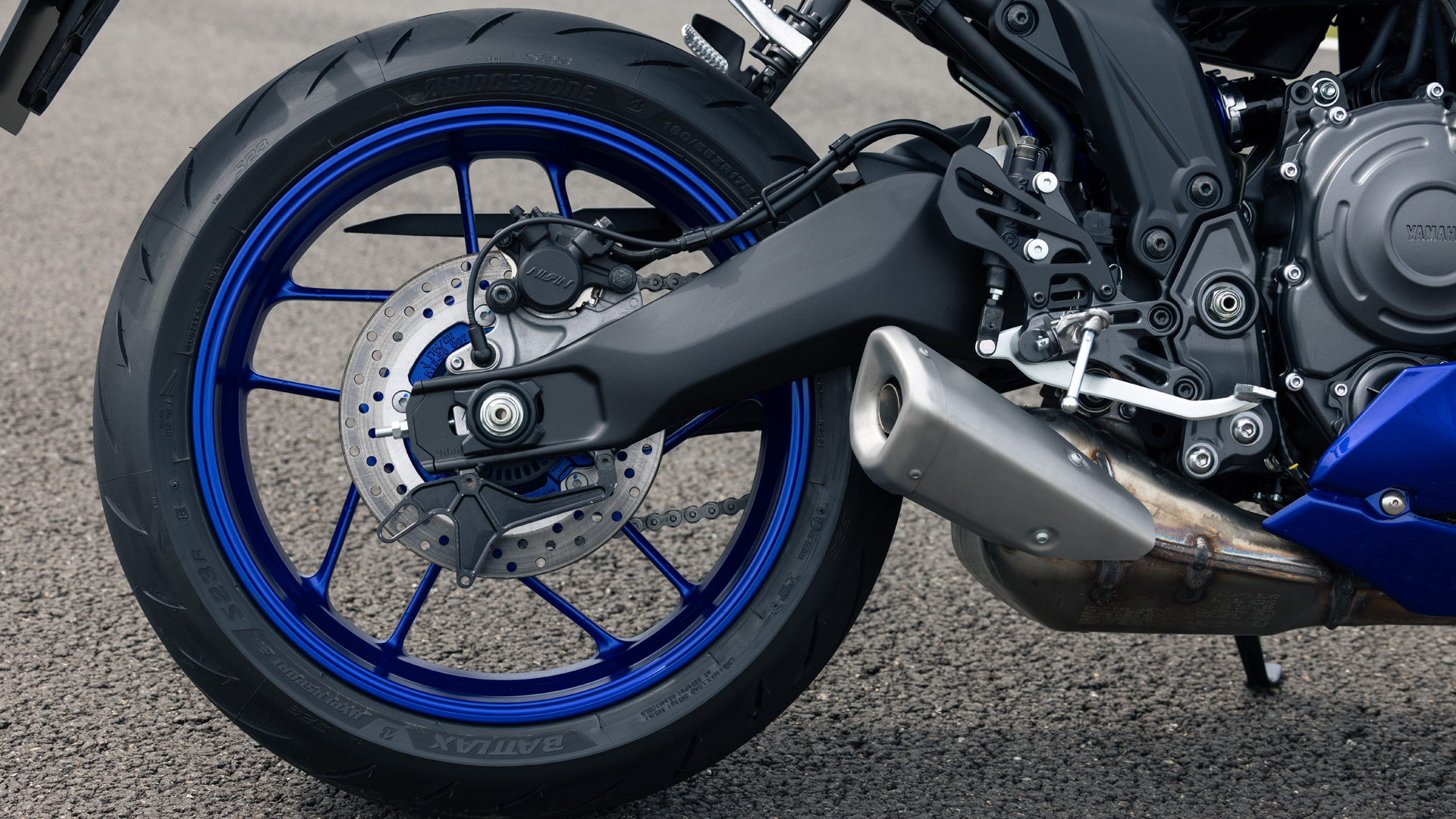 Yamaha R7 2026 Detalles (18)