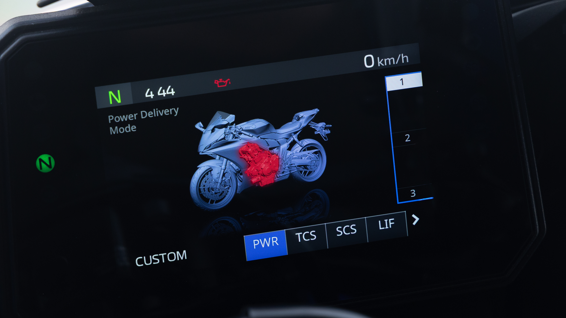 Yamaha R7 2026 Detalles (25)