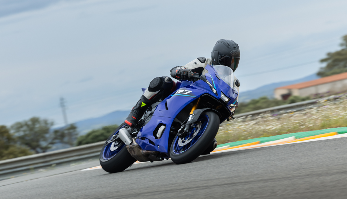 Yamaha R7 2026 Accion (5)