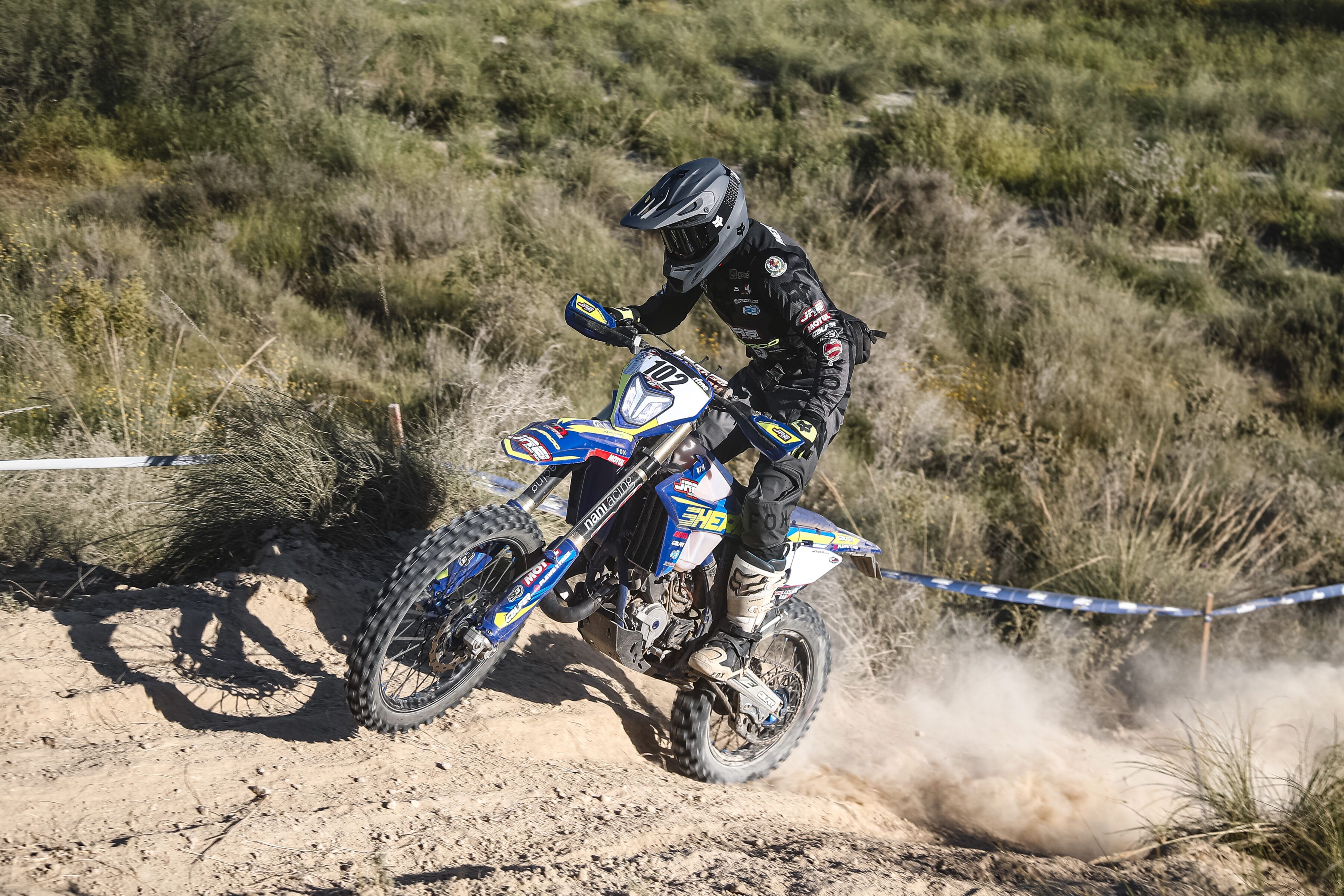 santiago hernandez 260419 CEE Antas 2034