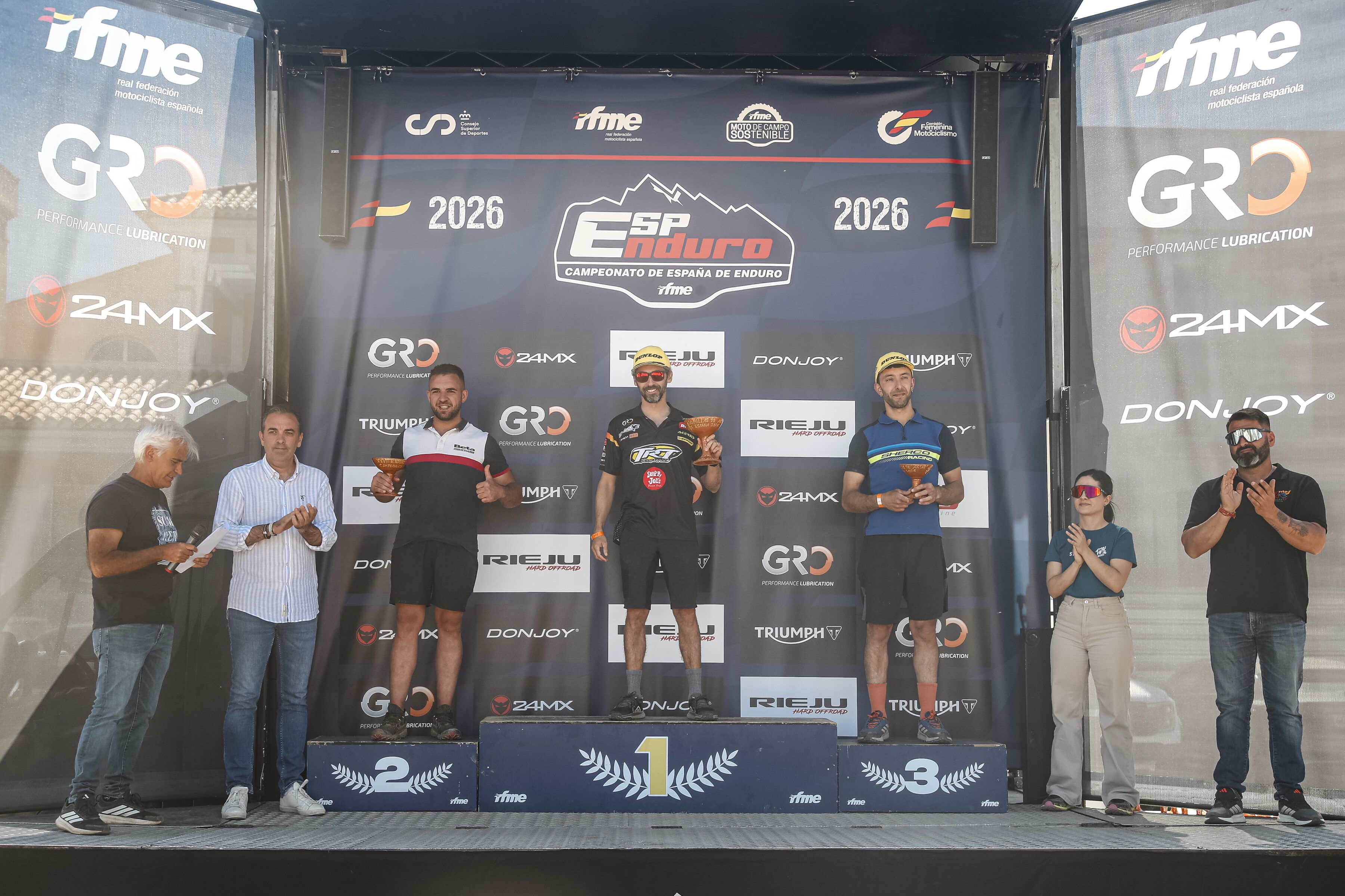 podium sb2t 260419 CEE Antas 3191