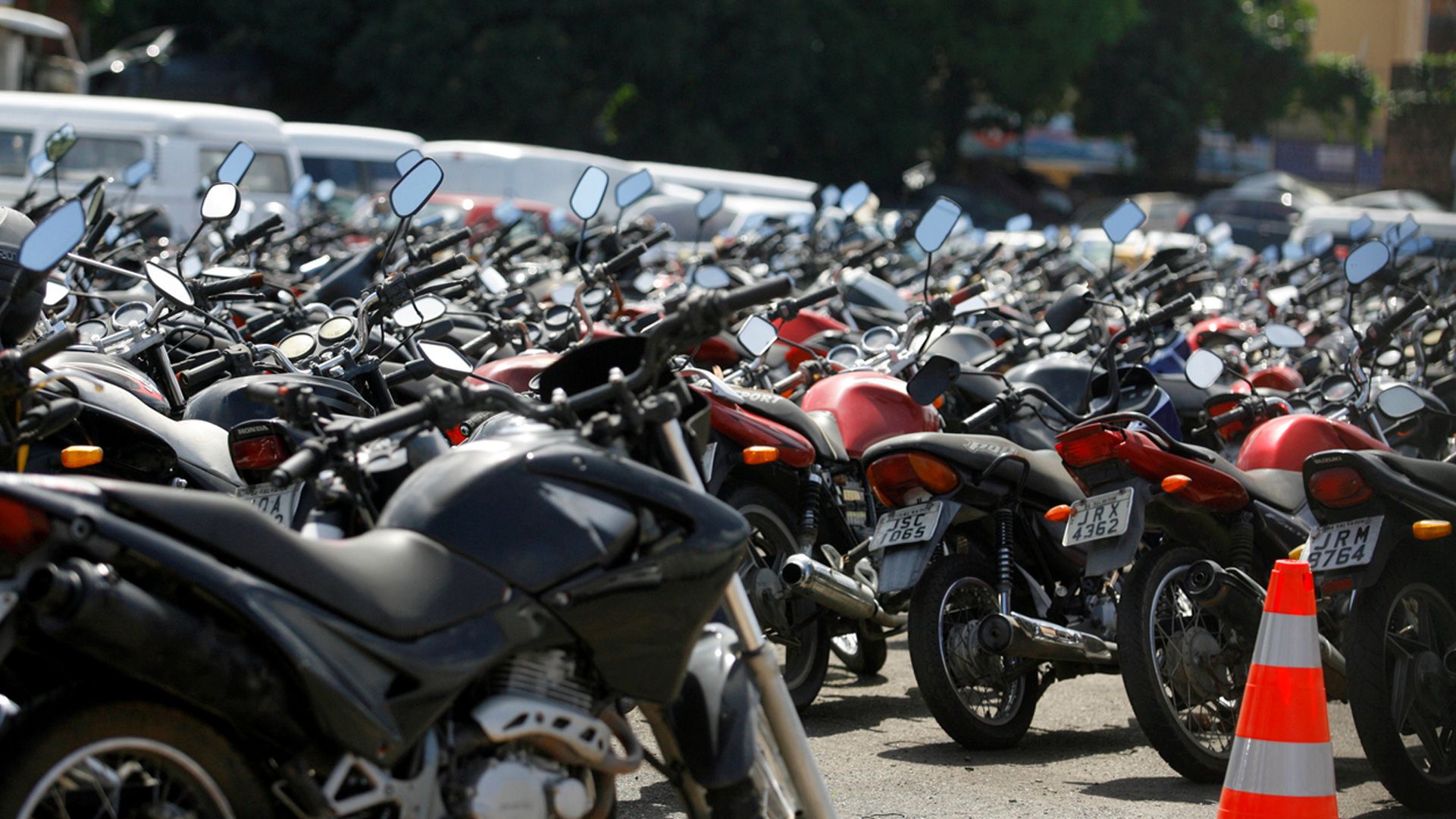 Gran subasta pública del Ayuntamiento de Madrid: motos desde 60 euros y coches desde 400 euros (Foto: iStock)