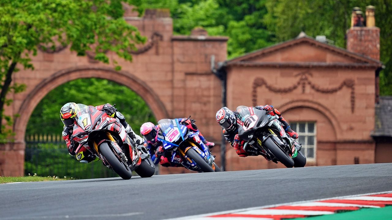 Kyle Ryde ha dominado el inicio del BSB 2026 en Oulton Park ante Leon Haslam y Bradley Ray Kyle Ryde ha dominado el inicio del BSB 2026 en Oulton Park ante Leon Haslam y Bradley Ray