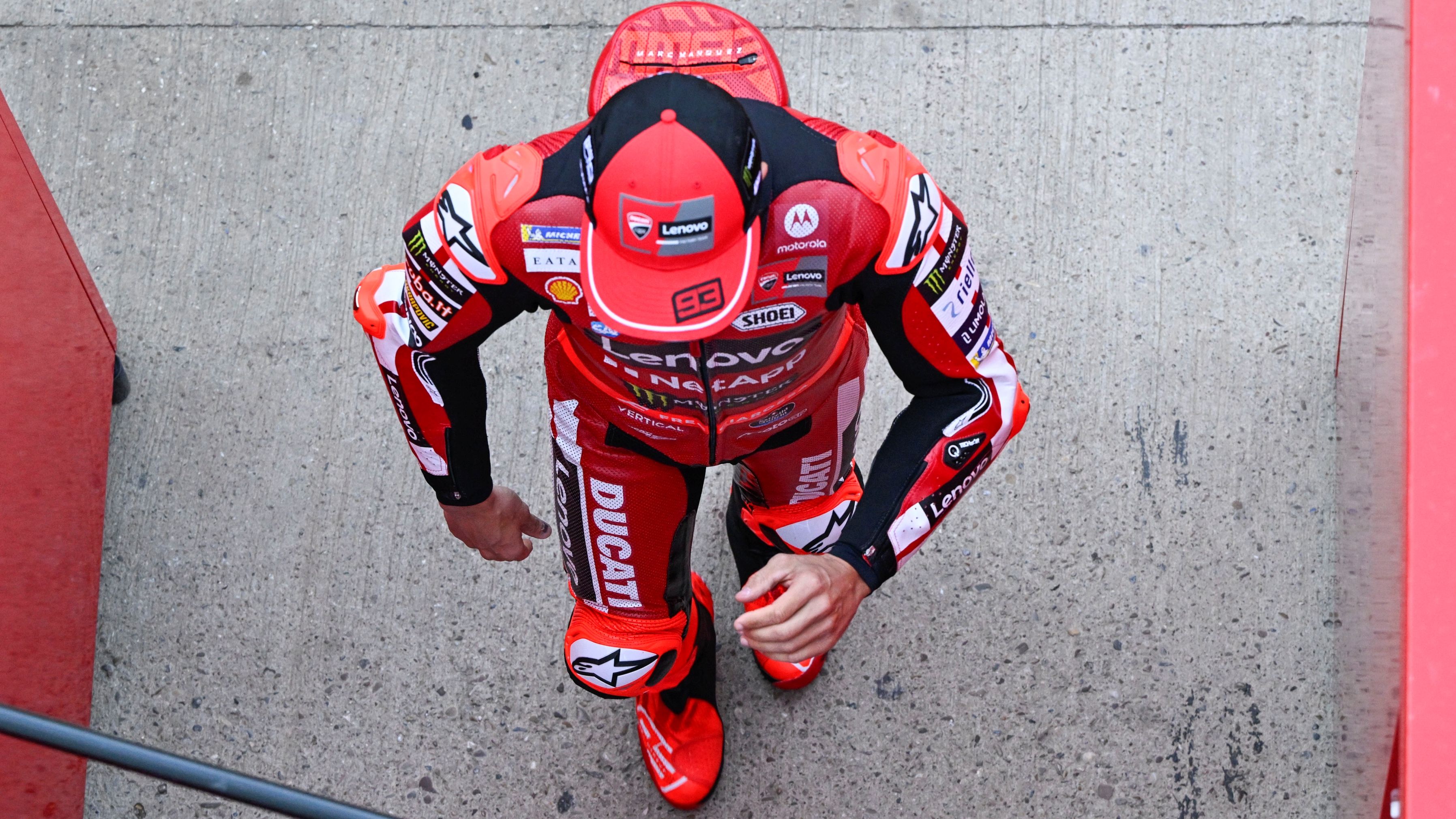 Marc Márquez se ha roto el pie y ha confesado que ya se iba a operar el hombro