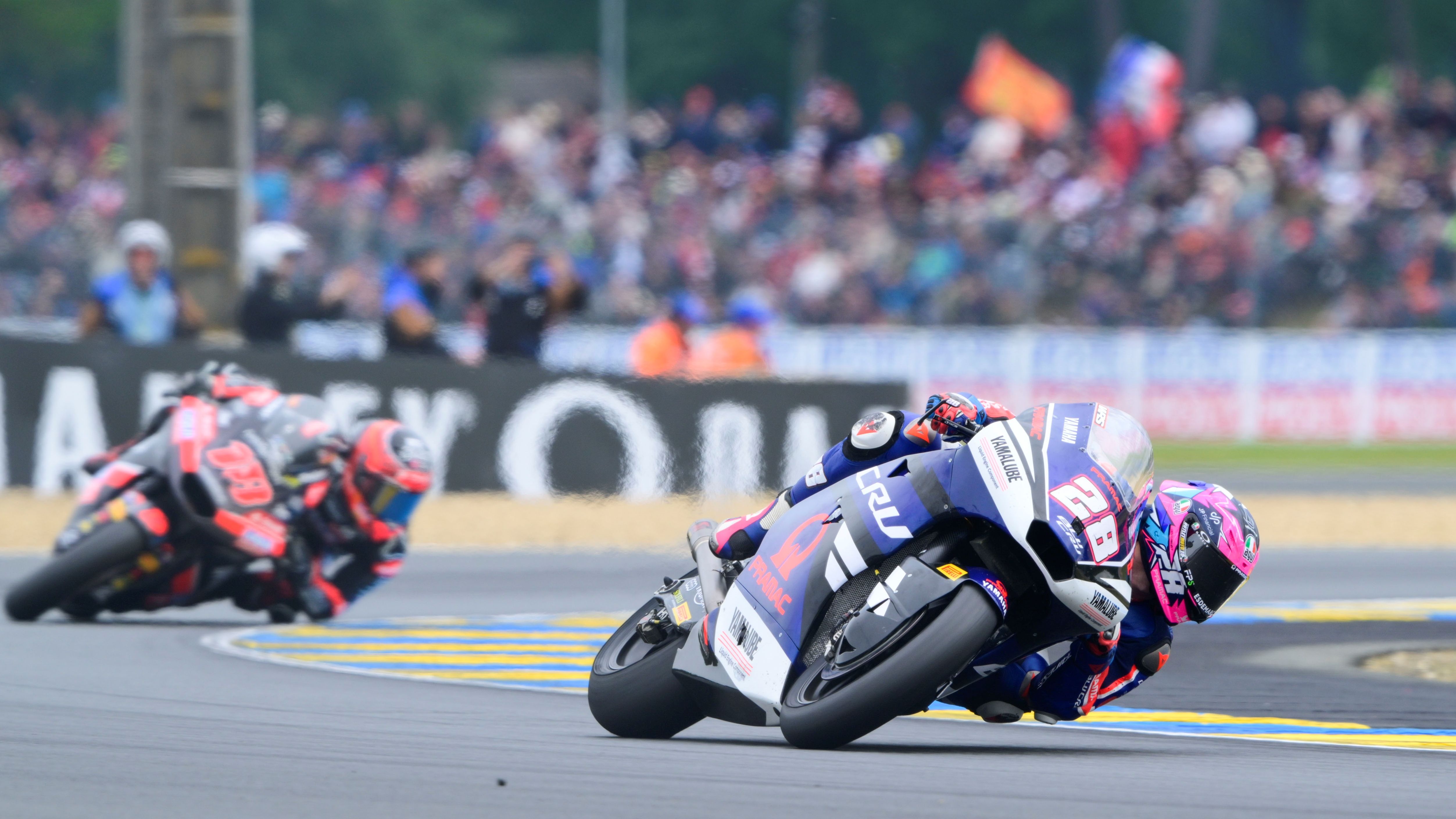 Izan Guevara se va de Manu González rumbo al triunfo en Le Mans