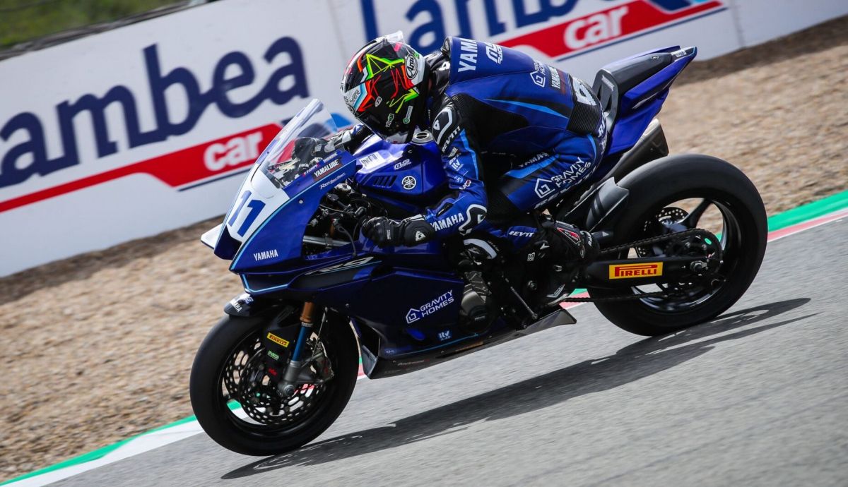Unai Orradre lleva cuatro de cuatro en Supersport