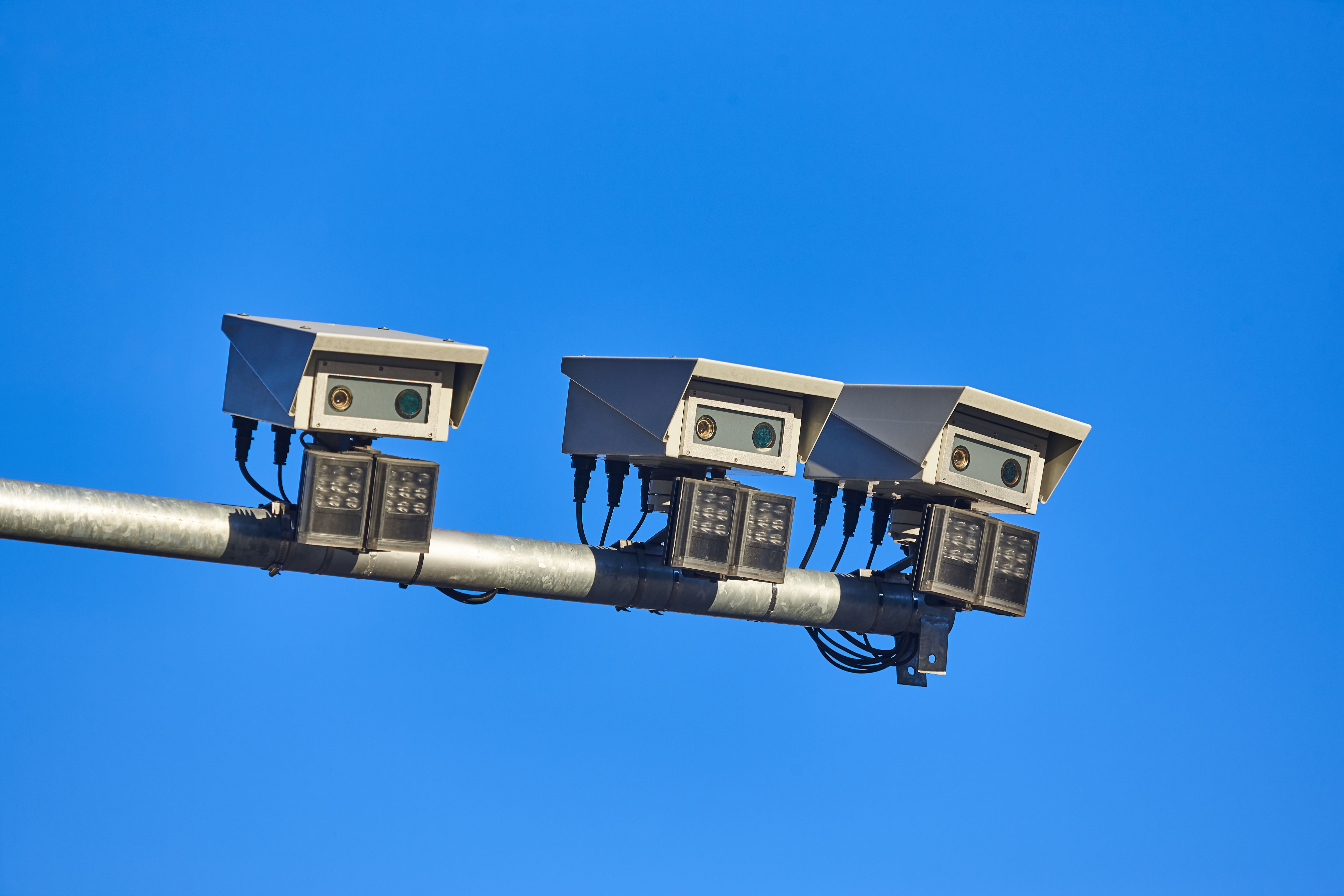 La DGT pone a prueba los nuevos rádares LIDAR, más efectivos que antes(Foto: iStock)