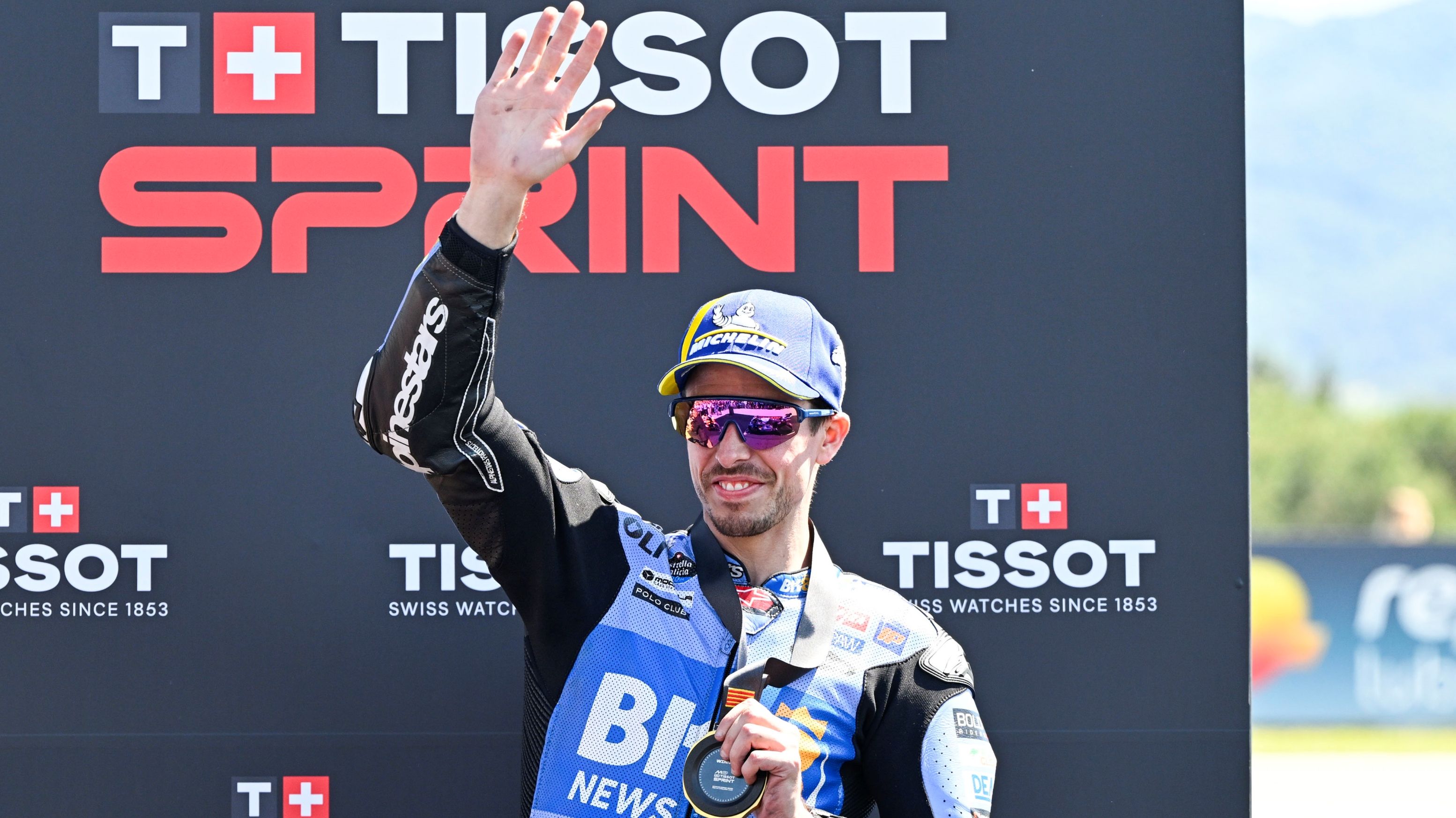 Alex Márquez festeja su victoria en el Sprint de Catalunya