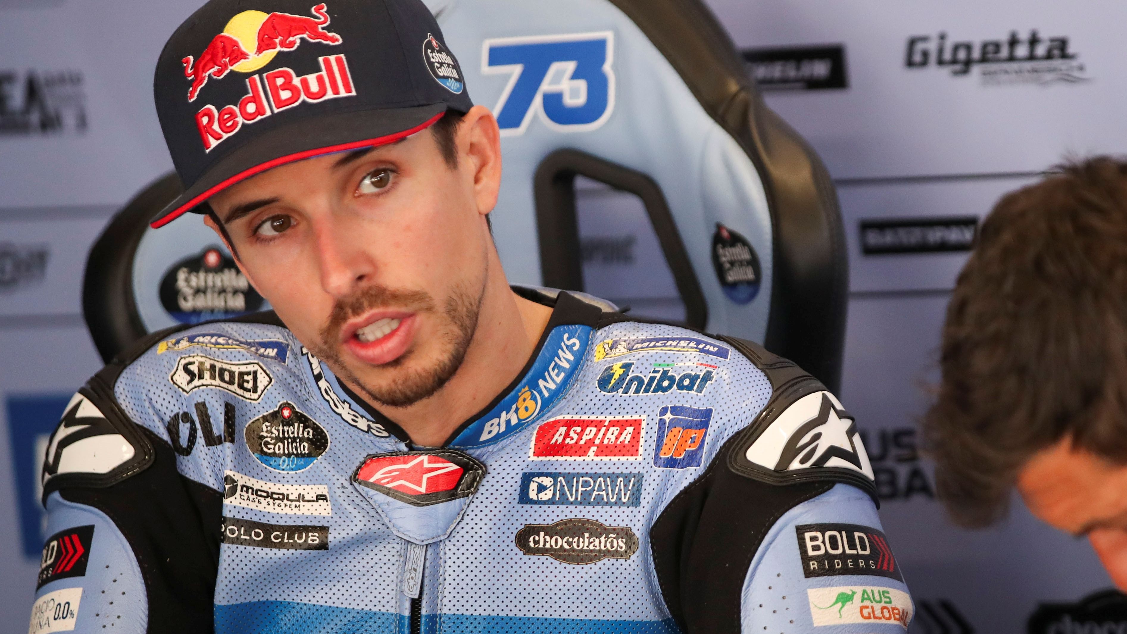 Álex Márquez en el box del Gresini en Catalunya