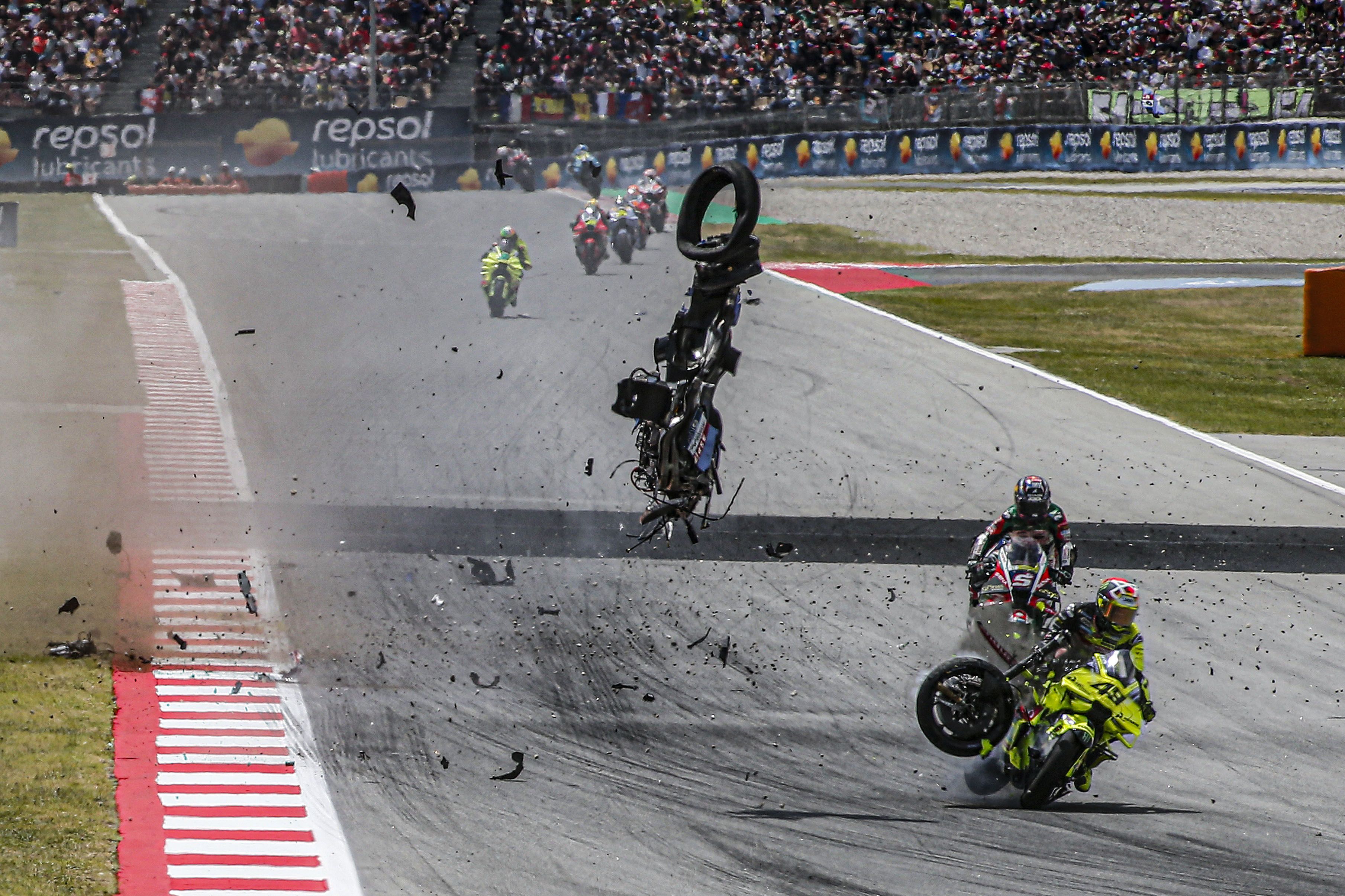 Qué le pasó a Pedro Acosta antes del accidente con Álex Márquez en MotoGP