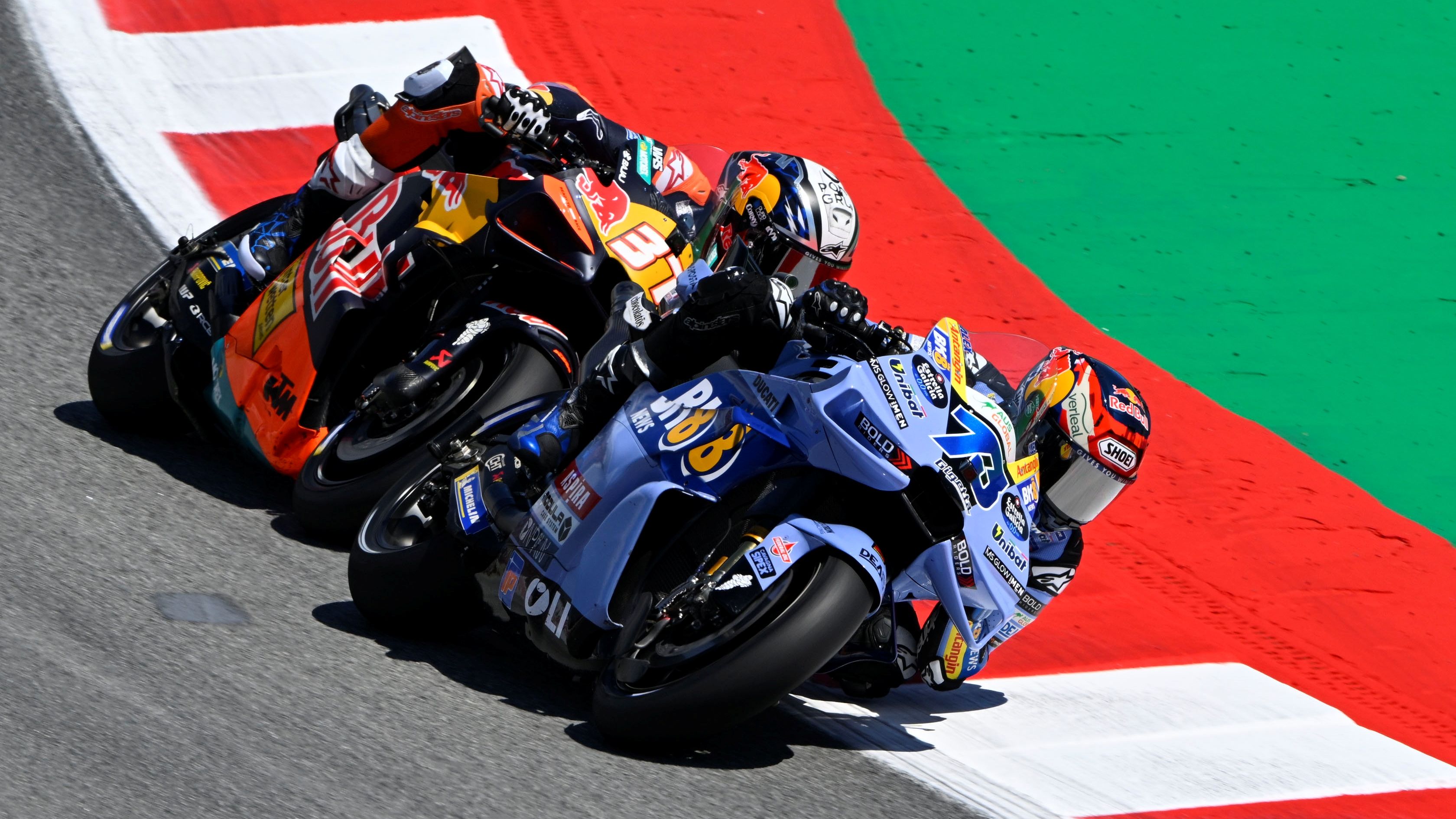 Álex Márquez contiene a Pedro Acosta en el Sprint, MotoGP Catalunya 2026