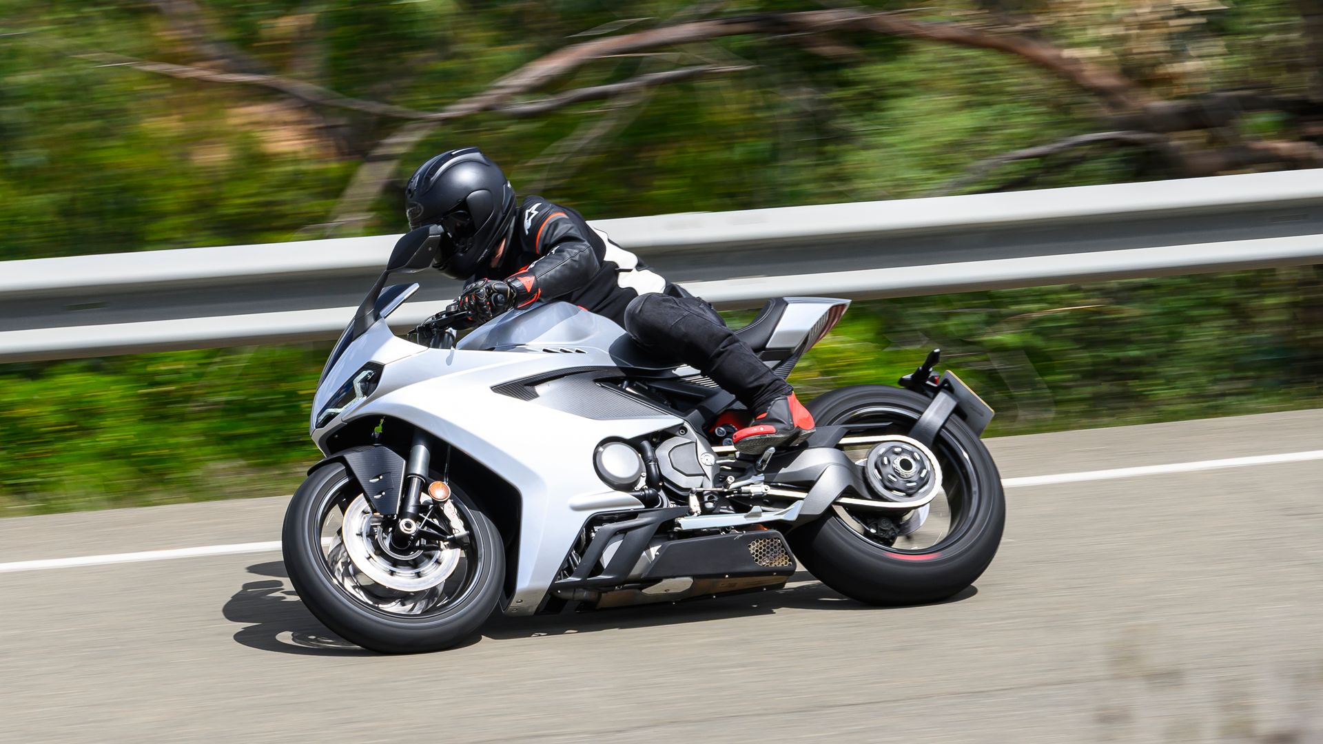 Norton Manx R 2026 Accion (38)
