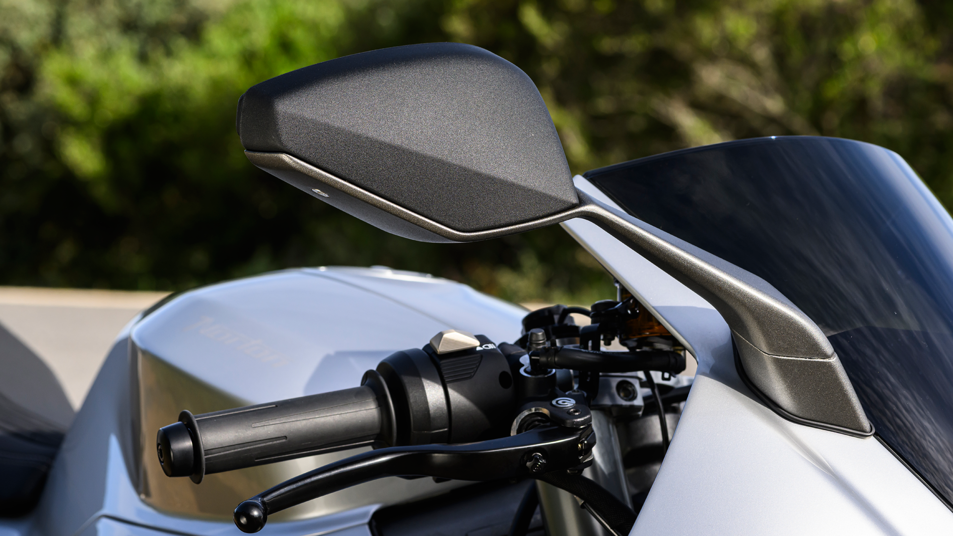 Norton ManxR 2026 Detailes (58)