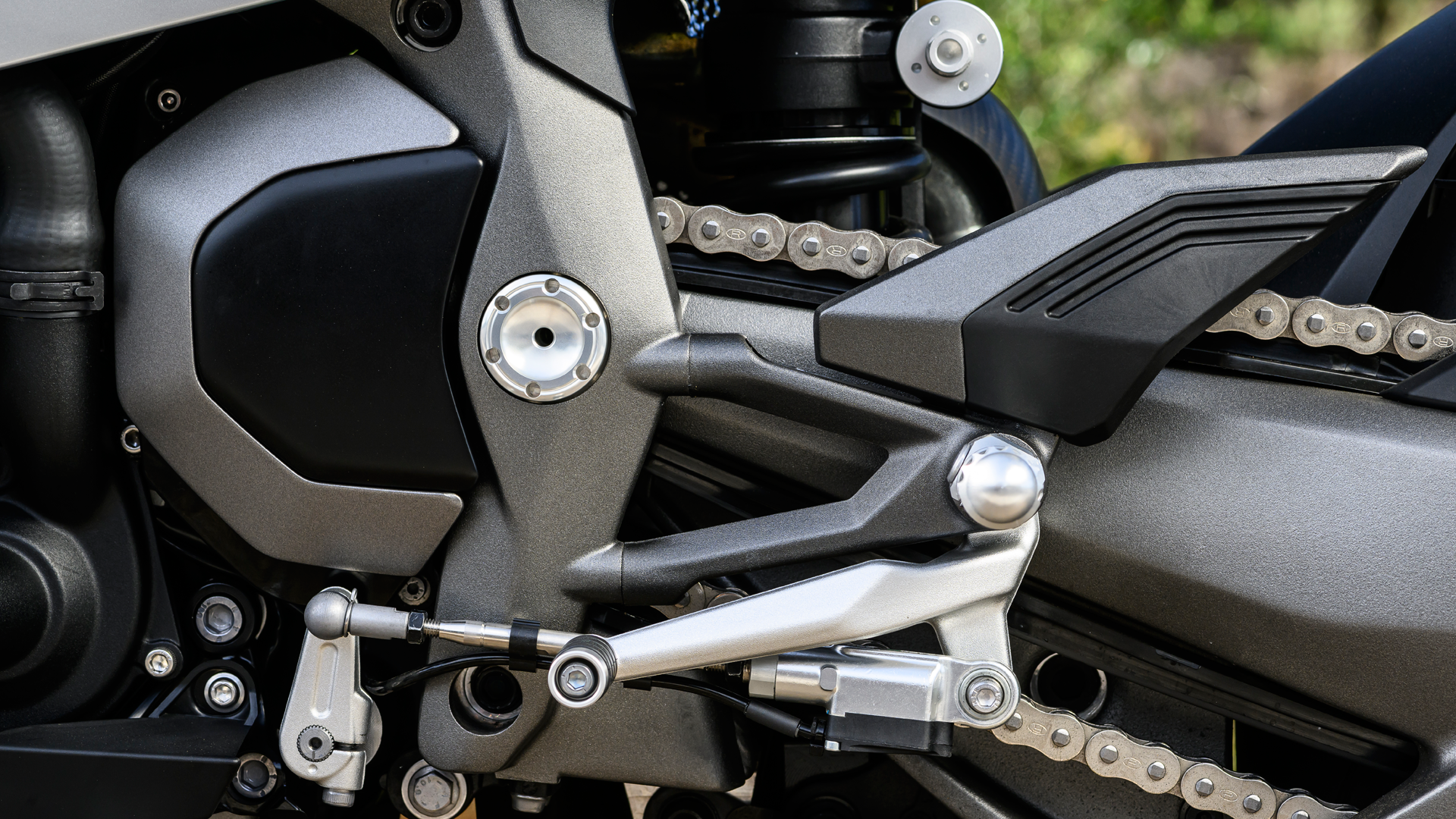 Norton ManxR 2026 Detailes (63)