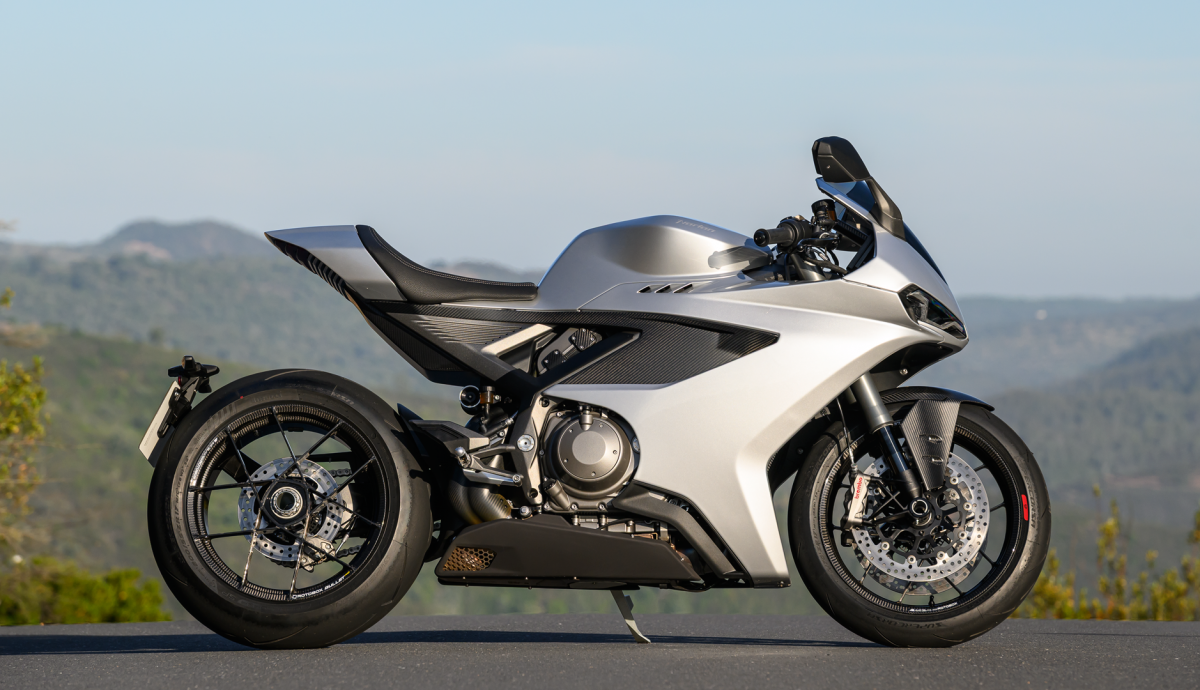 Norton ManxR 2026 Static 65