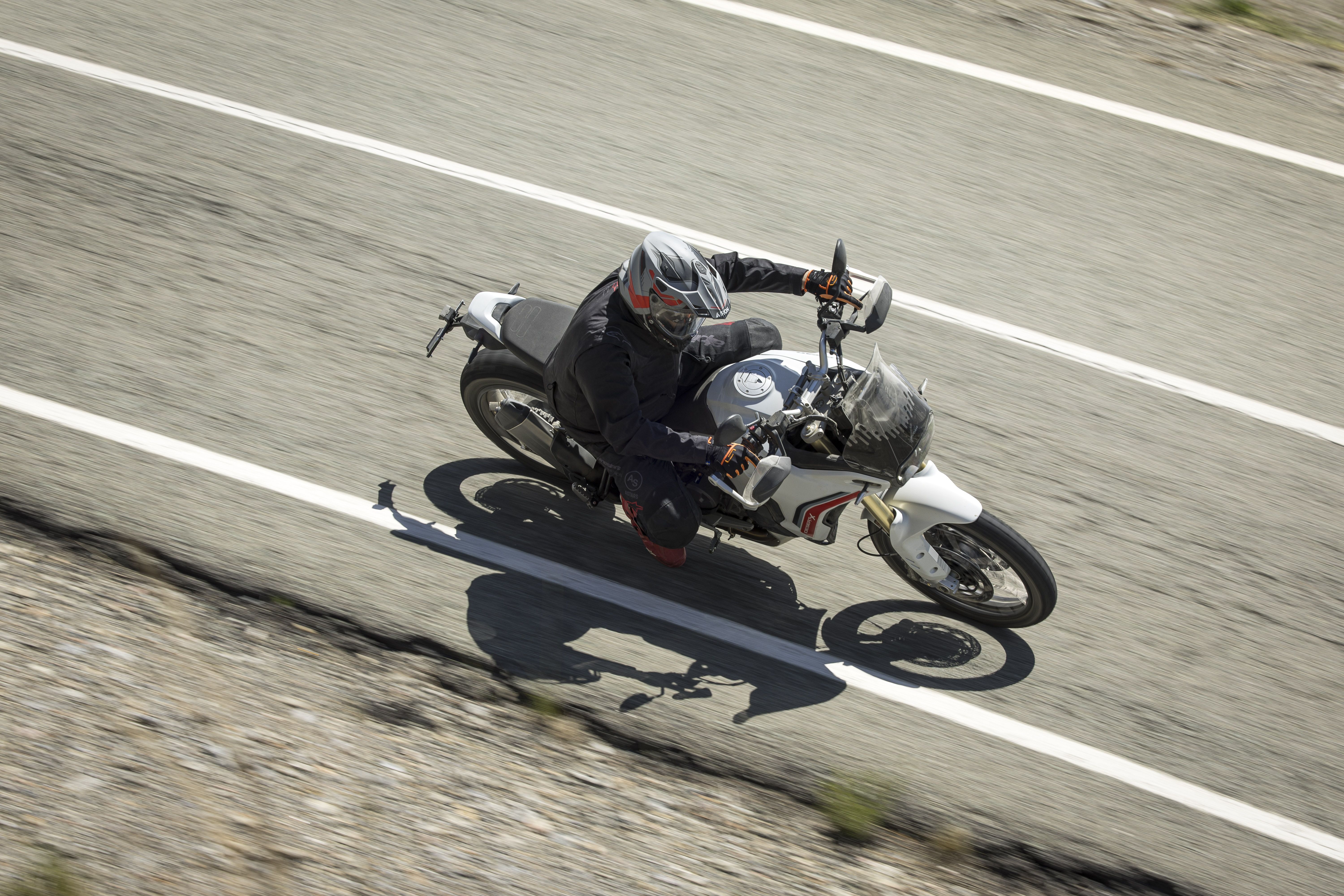 Fotos Ducati DesertX 2026