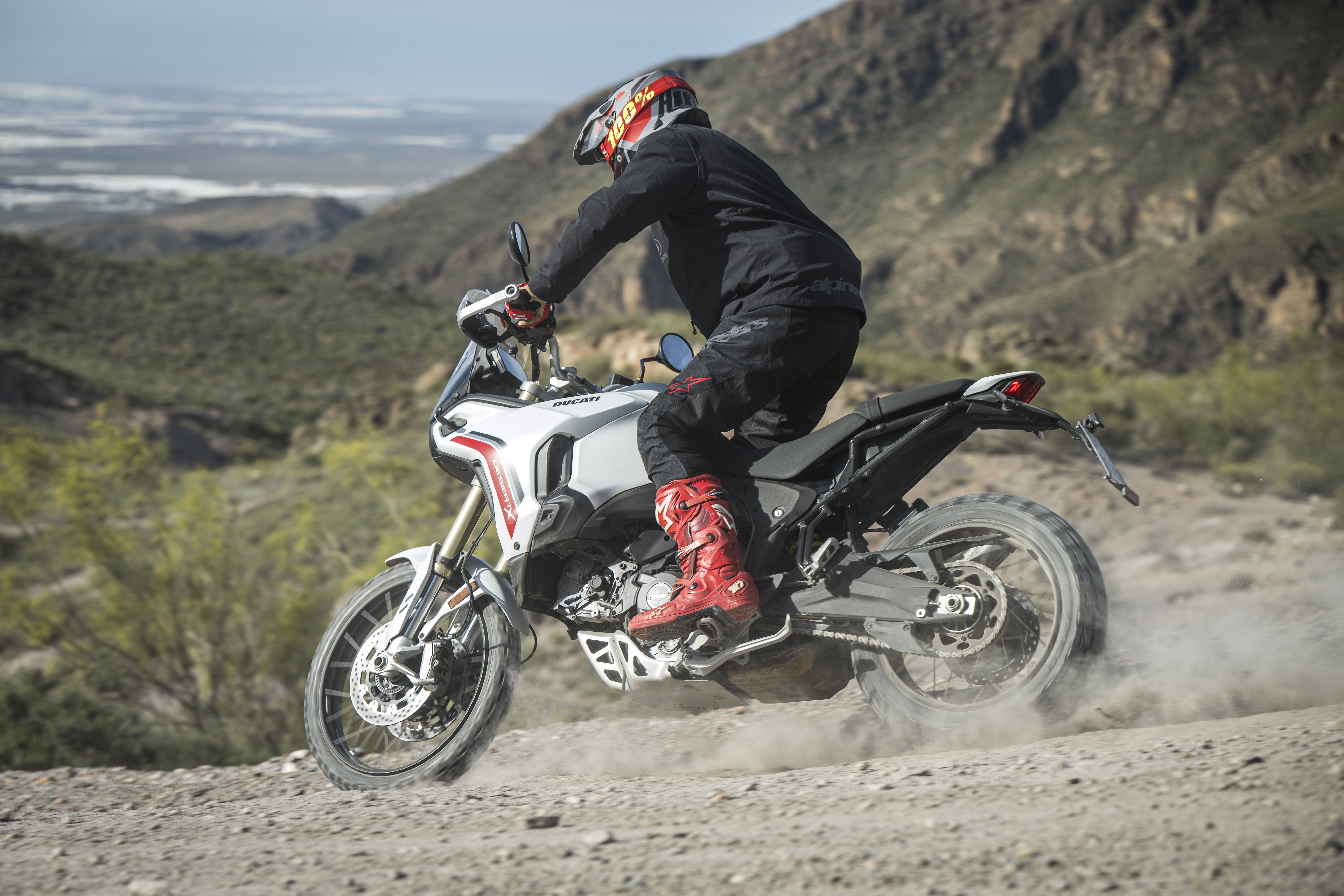 Fotos Ducati DesertX 2026