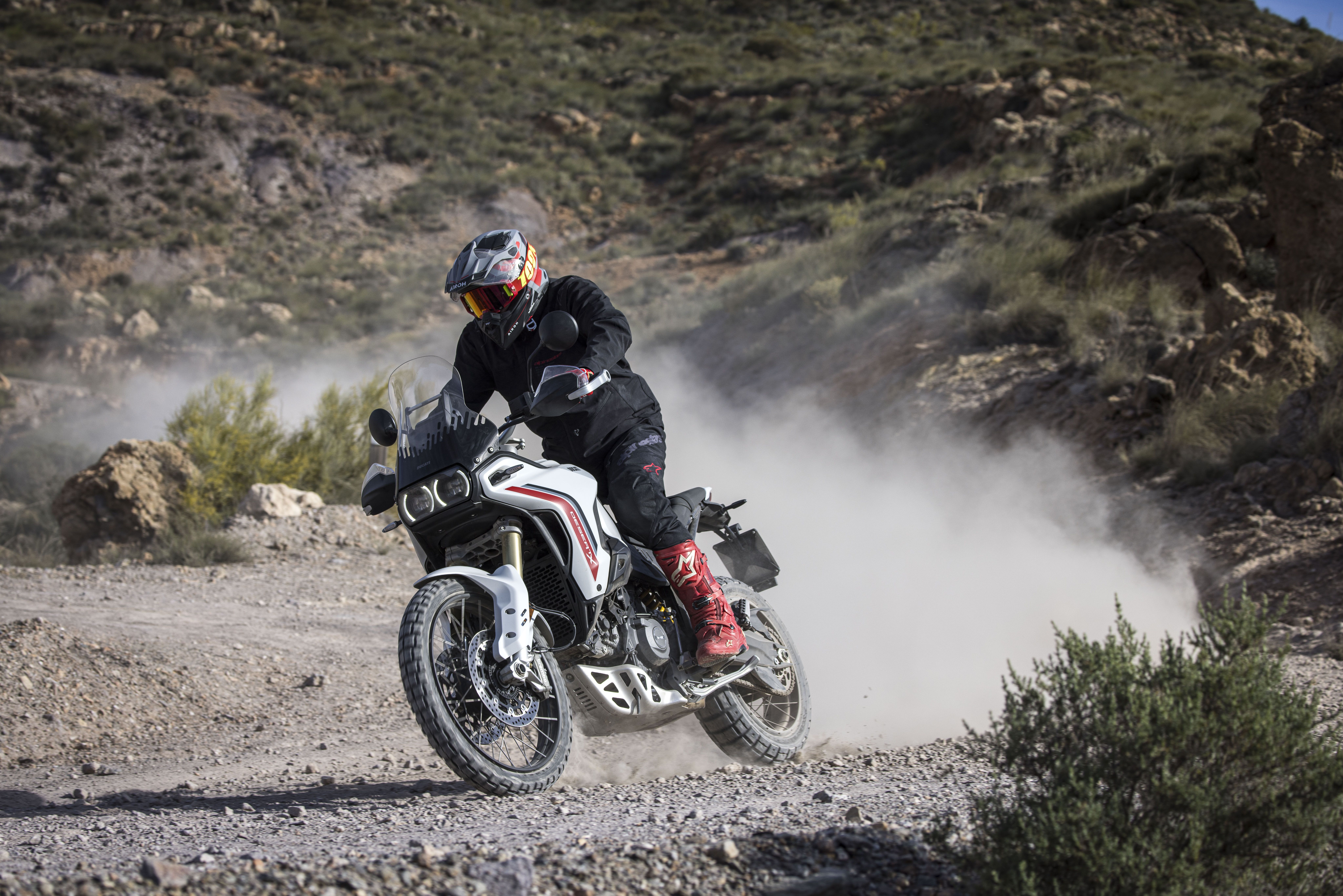 Fotos Ducati DesertX 2026