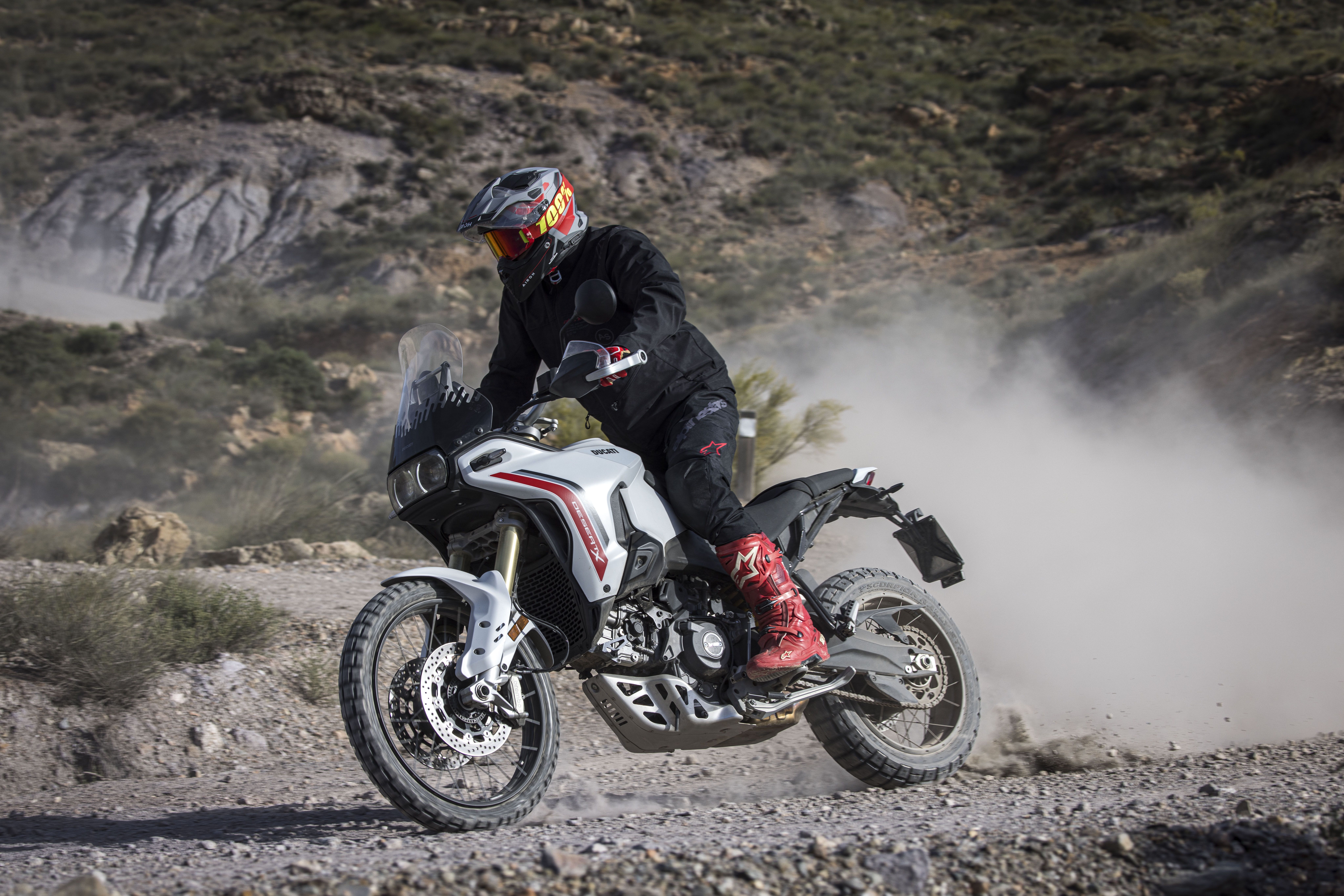 Fotos Ducati DesertX 2026