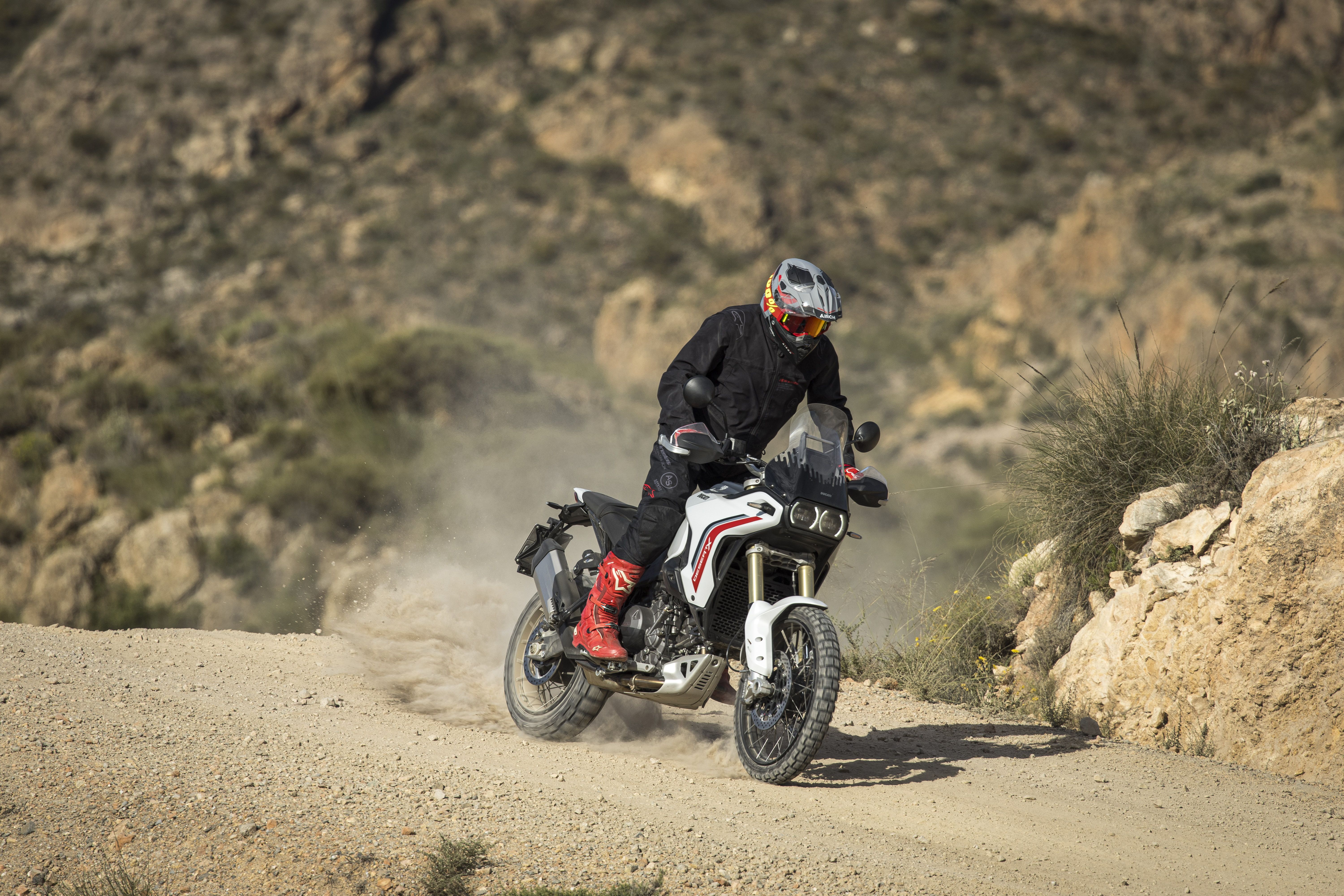 Fotos Ducati DesertX 2026