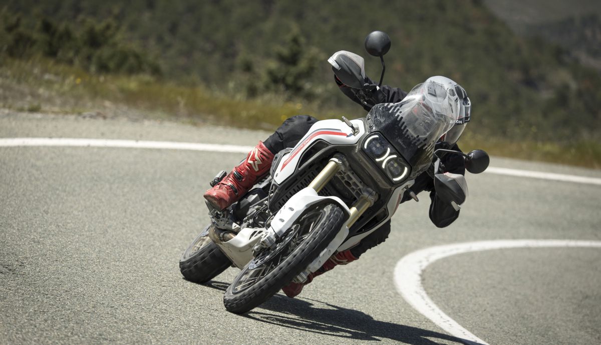Fotos Ducati DesertX 2026