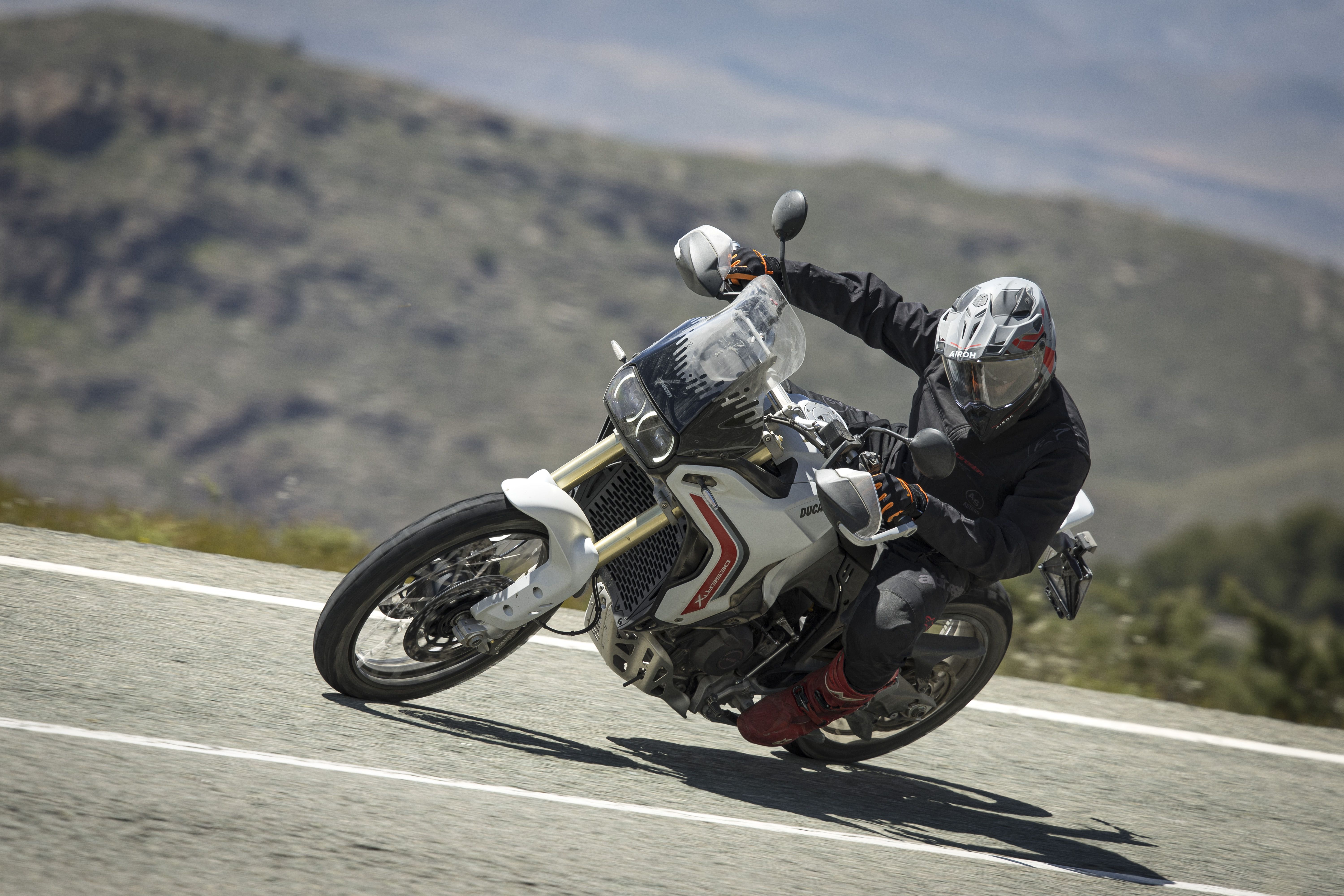 Fotos Ducati DesertX 2026