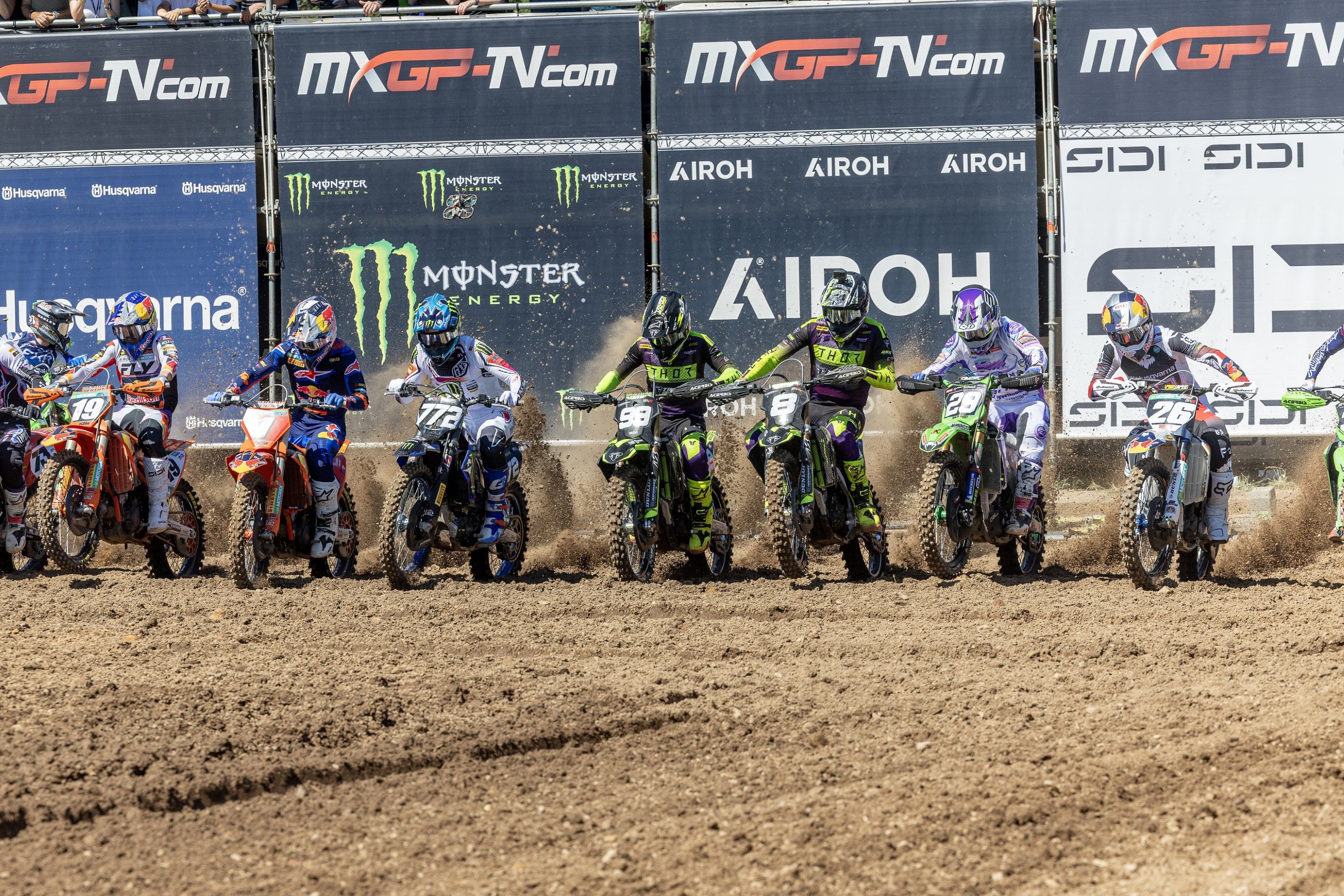 Fotos Guillem Farrés (Triumph) conquista su primera victoria mundialista en MX2