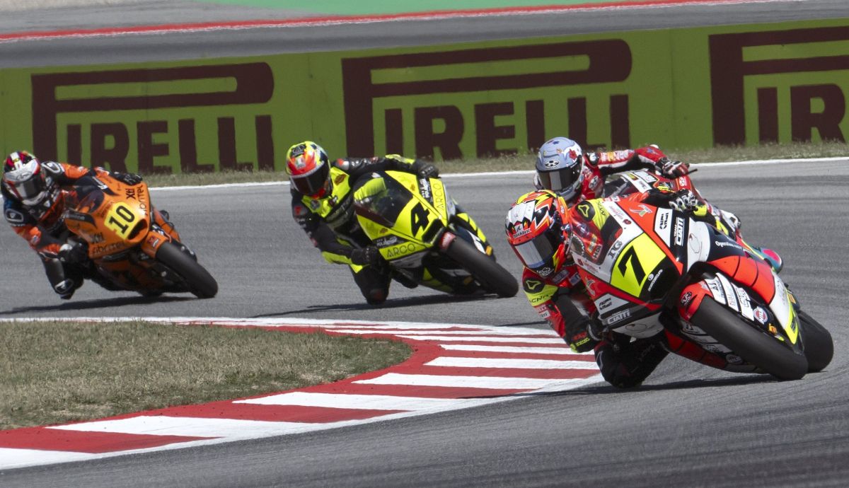 Dennis Foggia se impuso en la segunda carrera