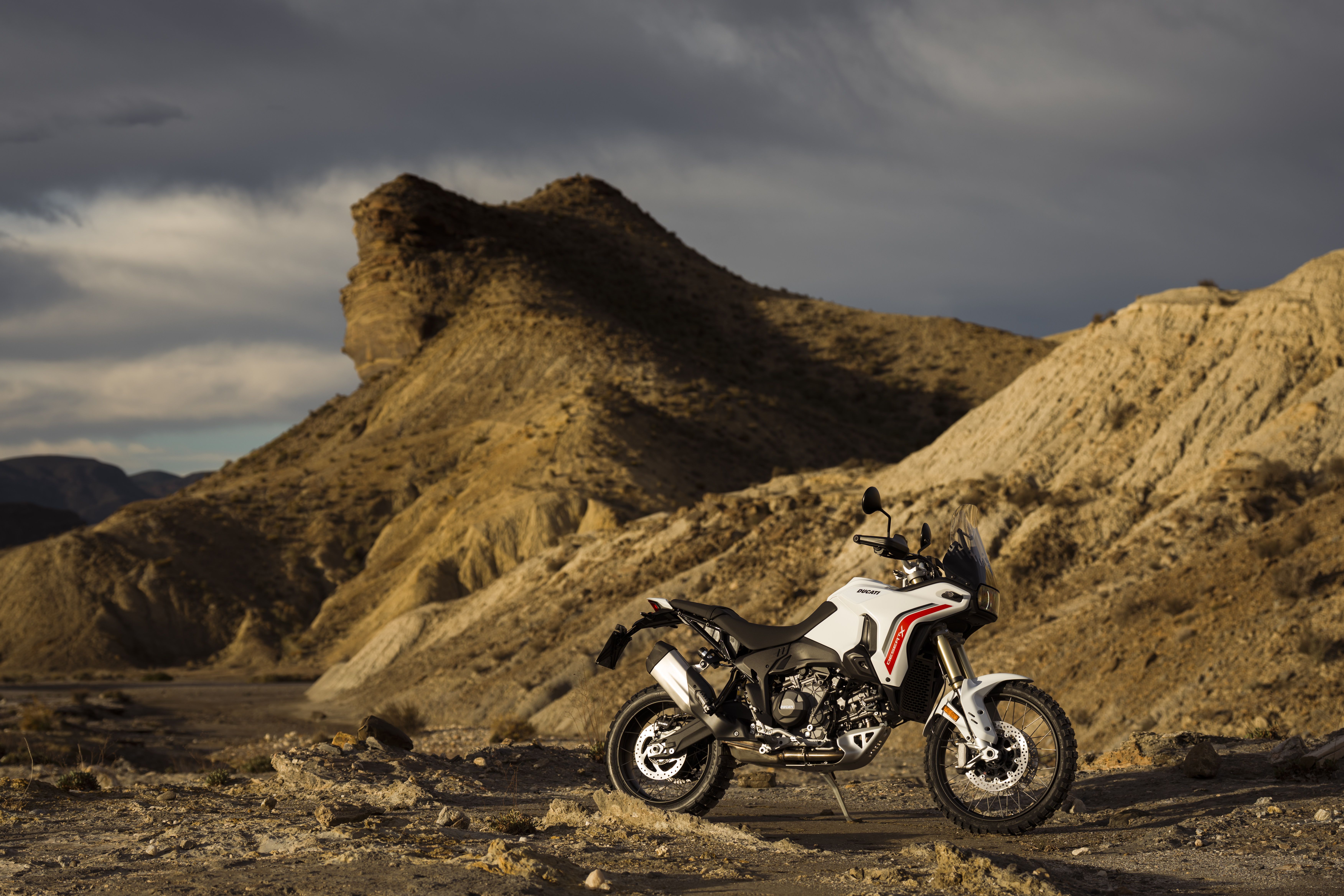 Fotos Ducati DesertX 2026