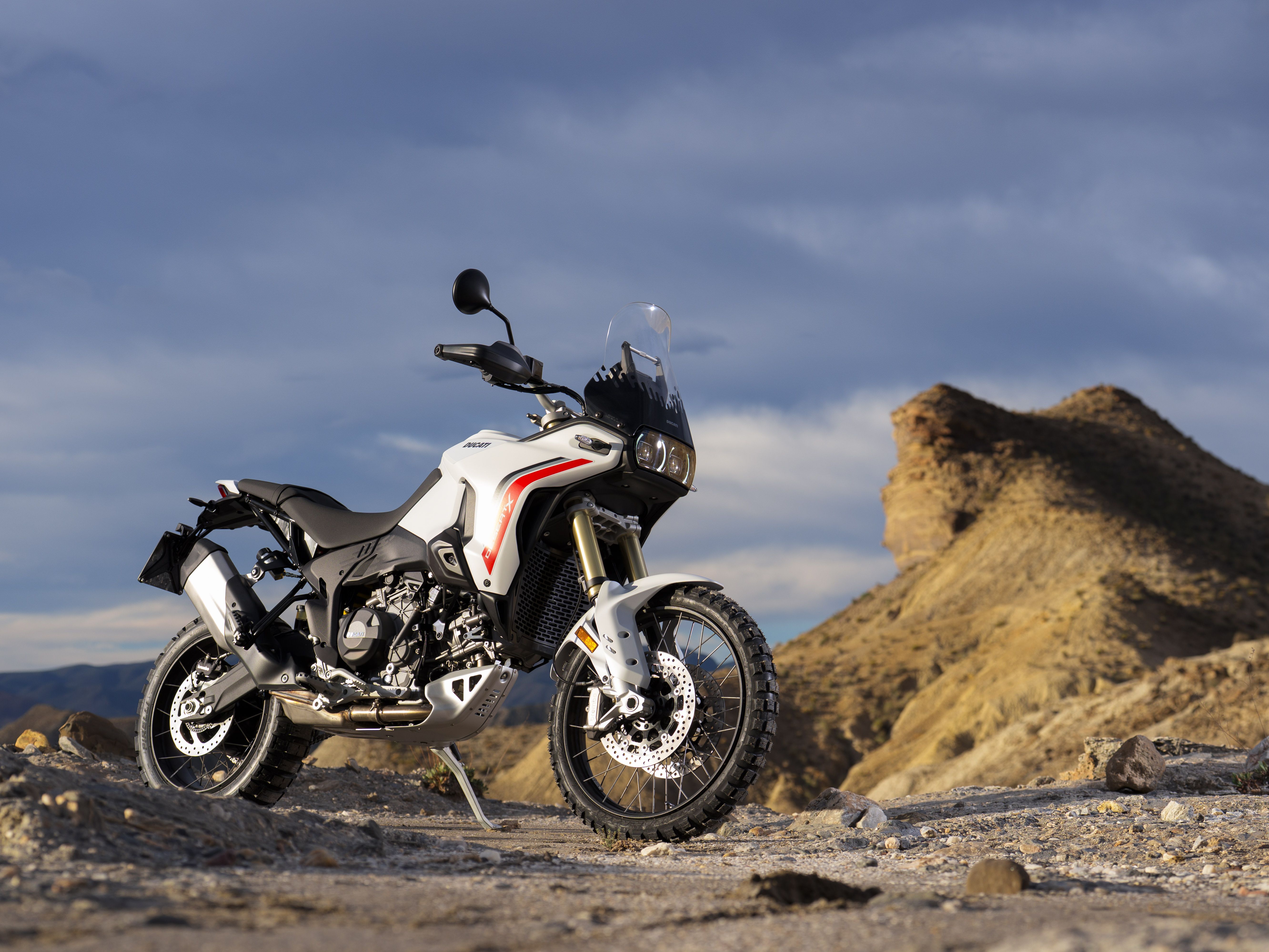 Fotos Ducati DesertX 2026