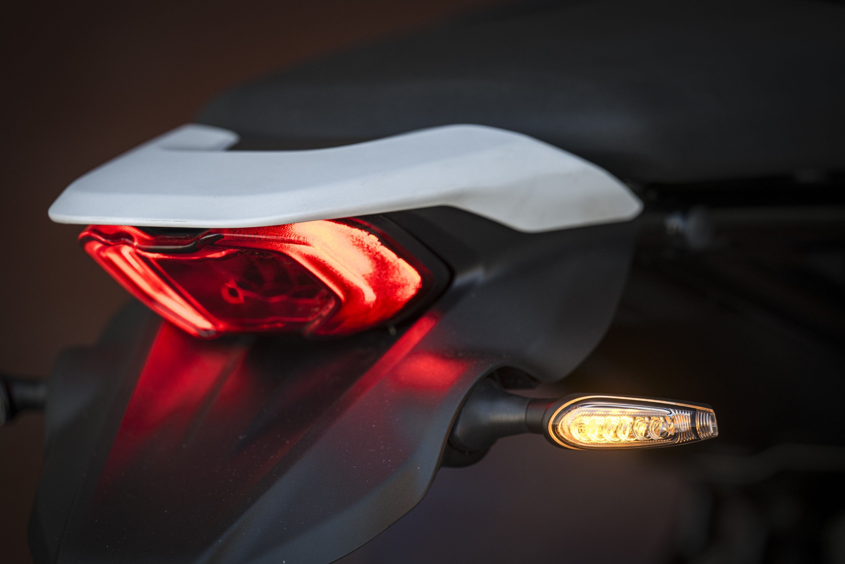 Fotos Ducati DesertX 2026