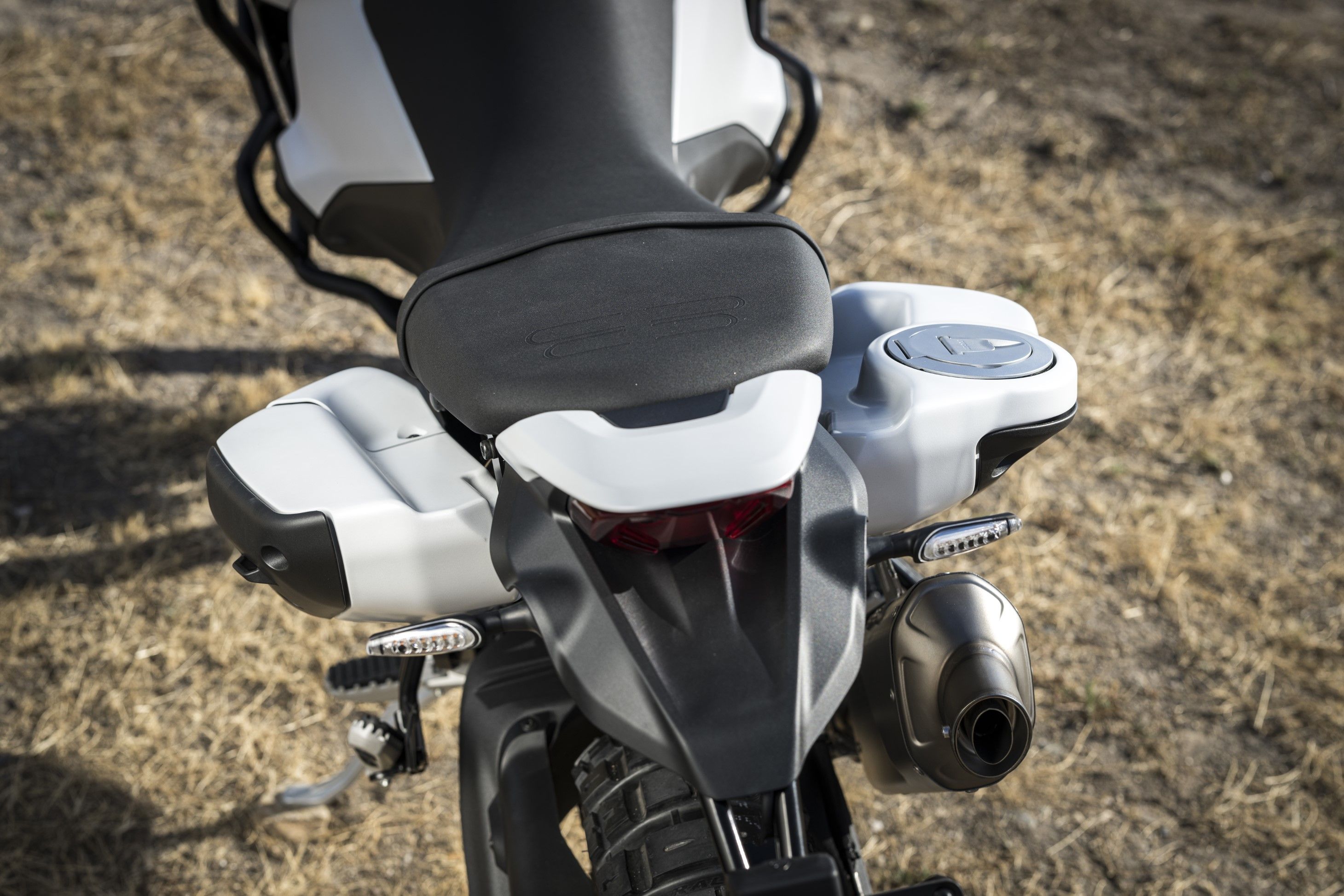 Fotos Ducati DesertX 2026