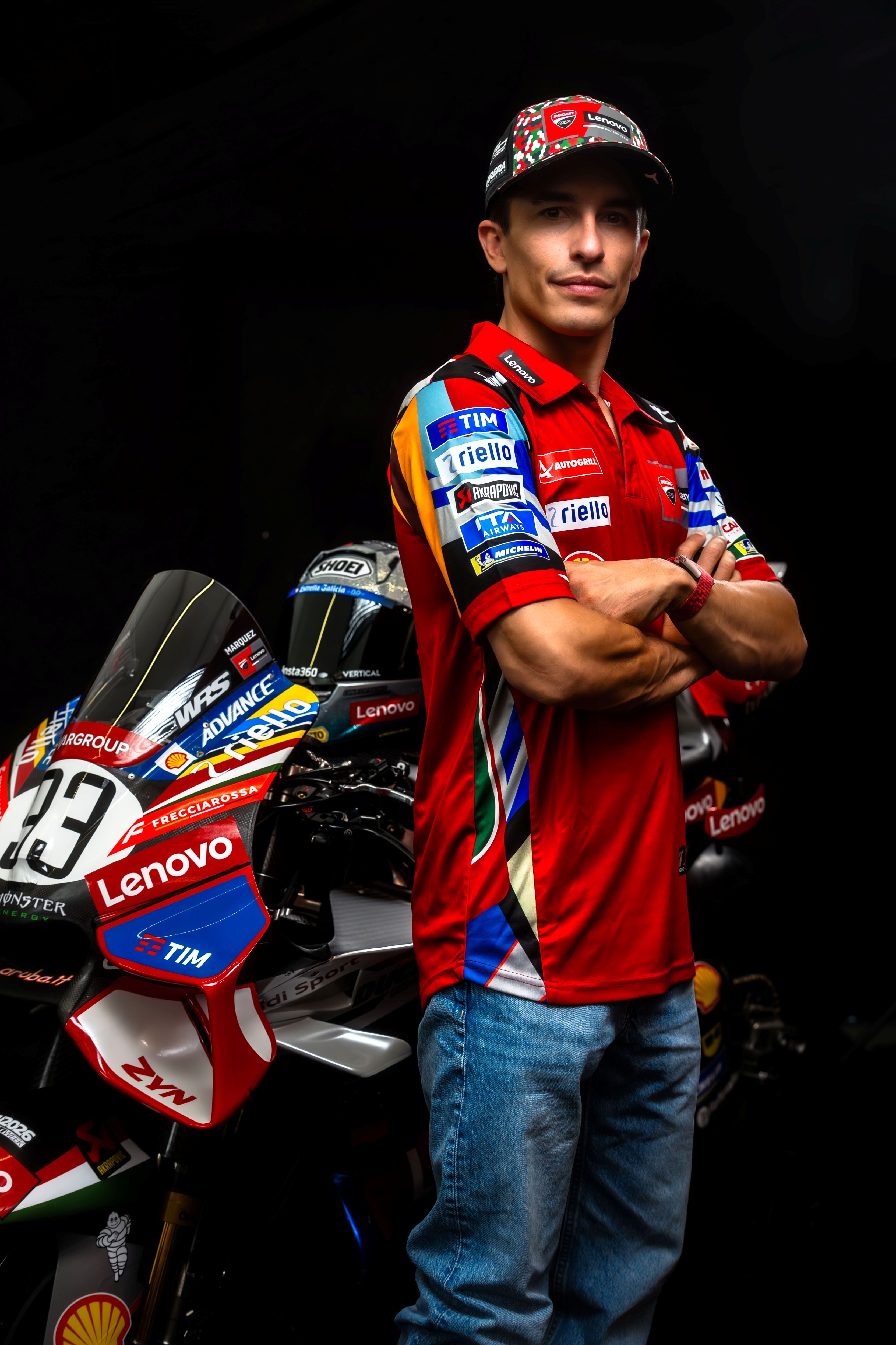 Ducati Desmosedici GP26 100 aniversario Lenovo Marc Márquez Pecco Bagnaia 03