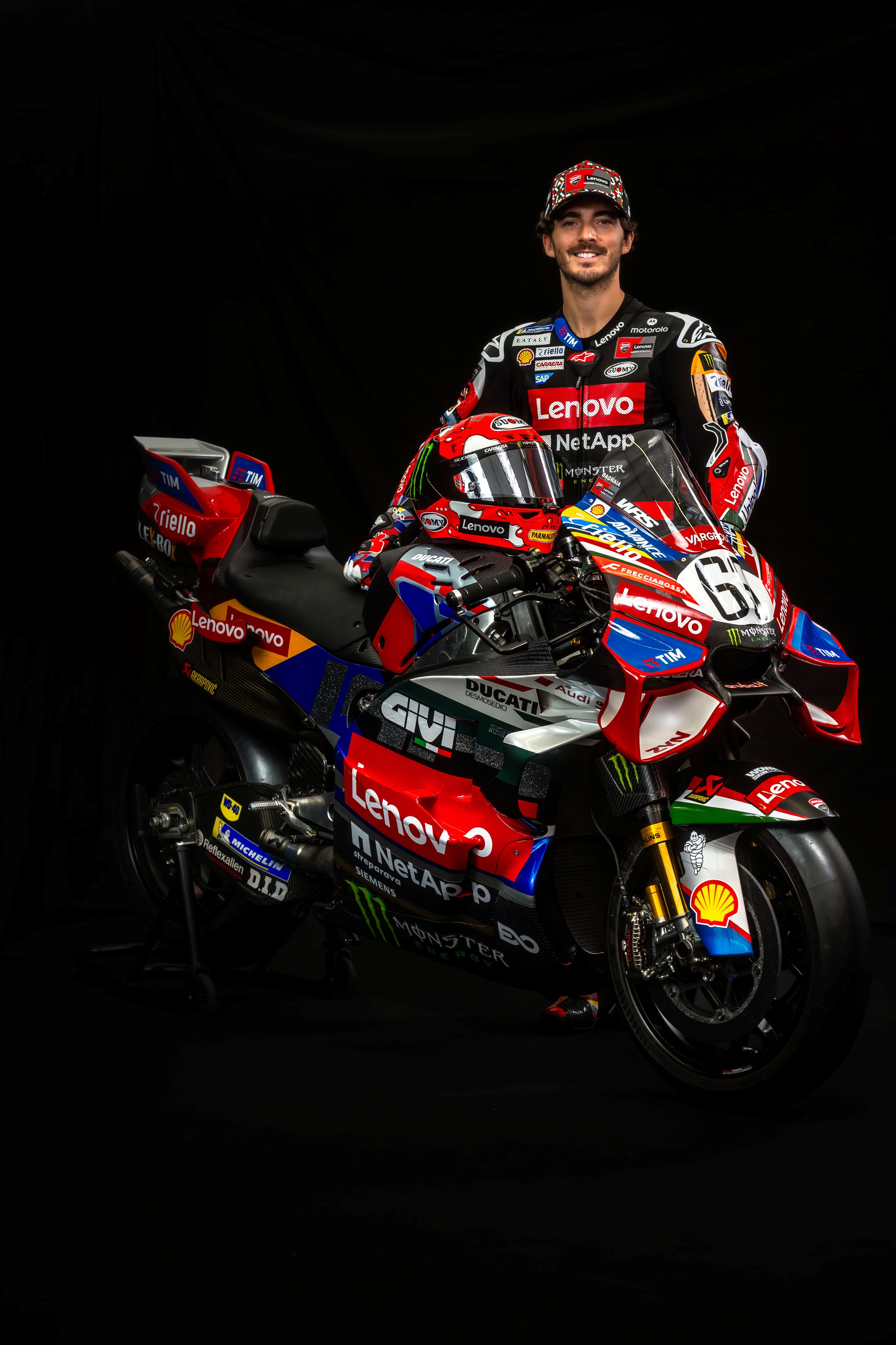 Ducati Desmosedici GP26 100 aniversario Lenovo Marc Márquez Pecco Bagnaia 08
