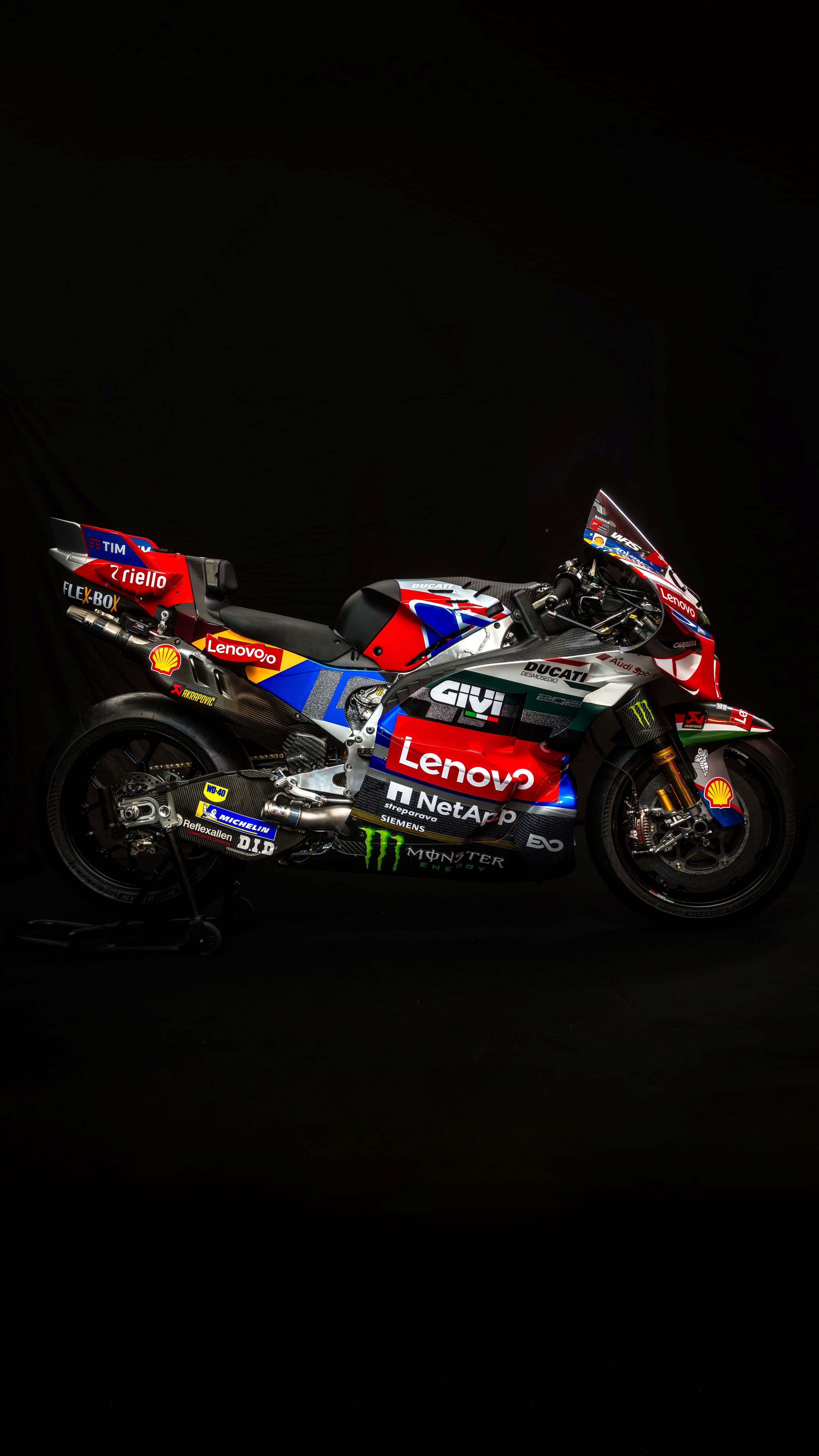 Ducati Desmosedici GP26 100 aniversario Lenovo Marc Márquez Pecco Bagnaia 13