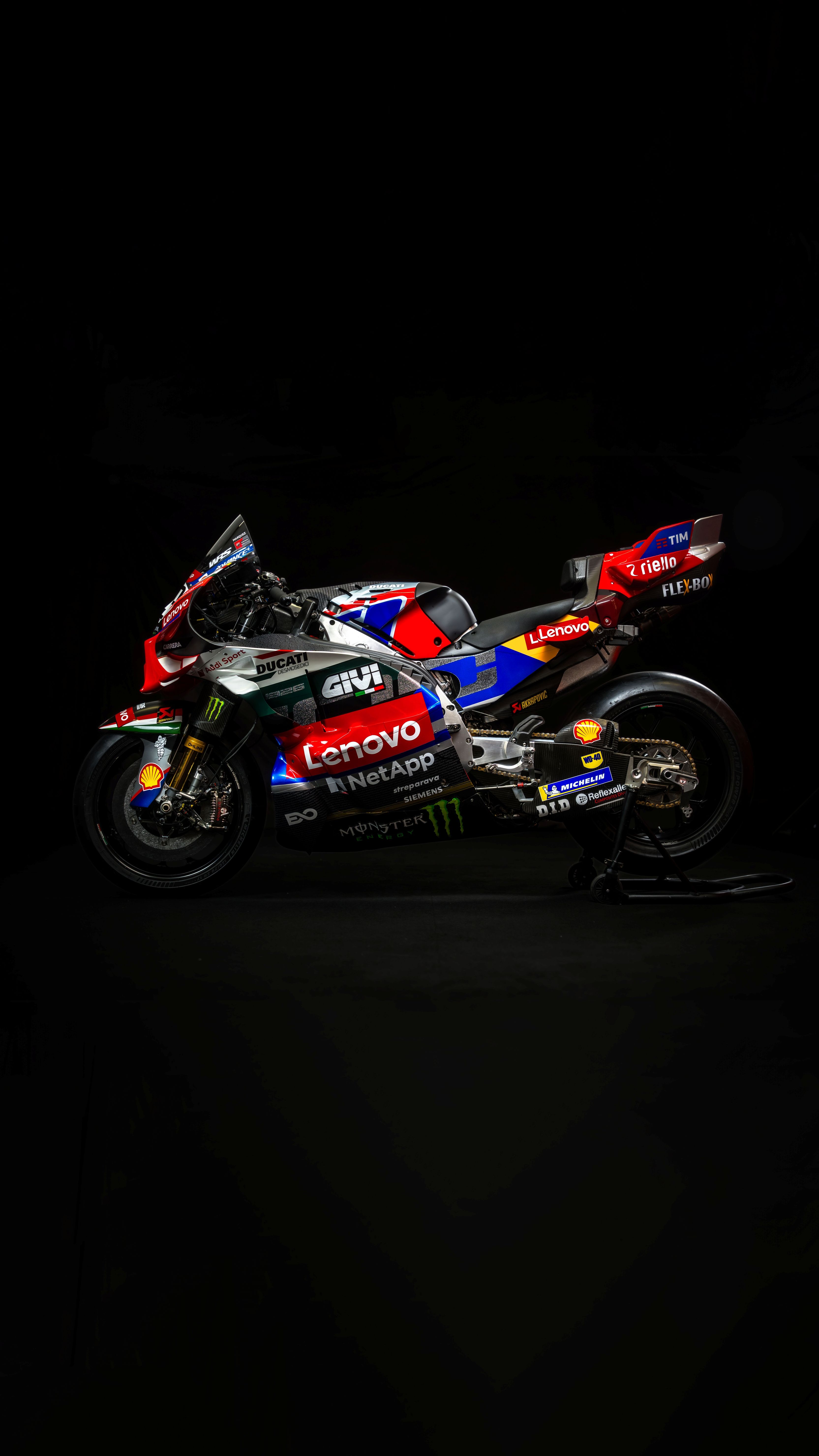 Ducati Desmosedici GP26 100 aniversario Lenovo Marc Márquez Pecco Bagnaia 15