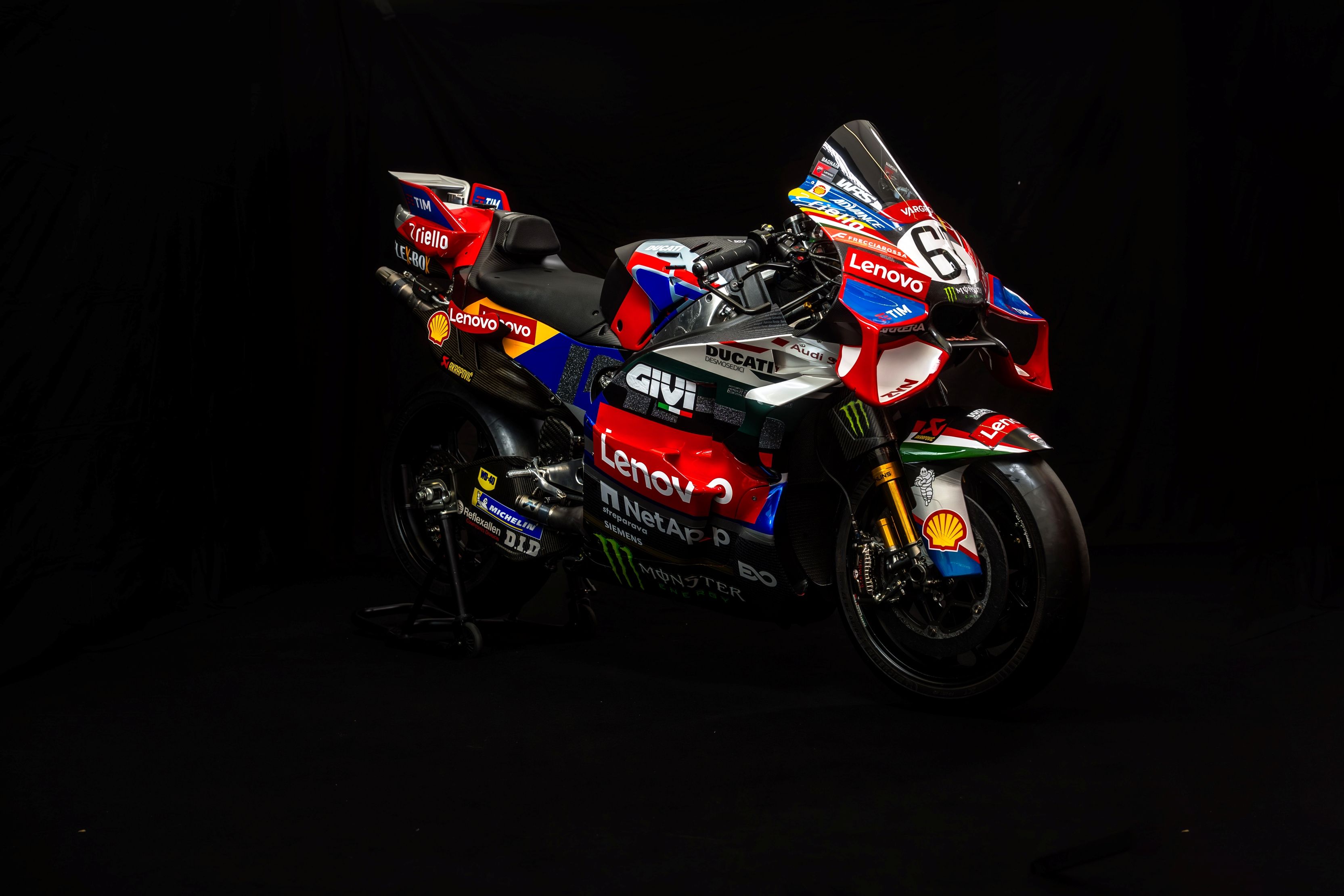 Ducati Desmosedici GP26 100 aniversario Lenovo Marc Márquez Pecco Bagnaia 29