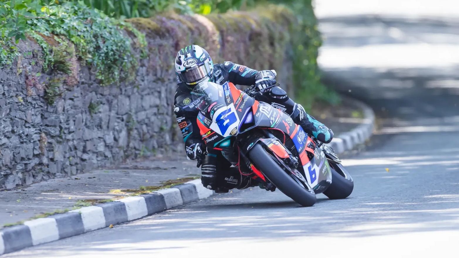 Michael Dunlop ha logrado en Supersport su 34 victoria en el IOMTT