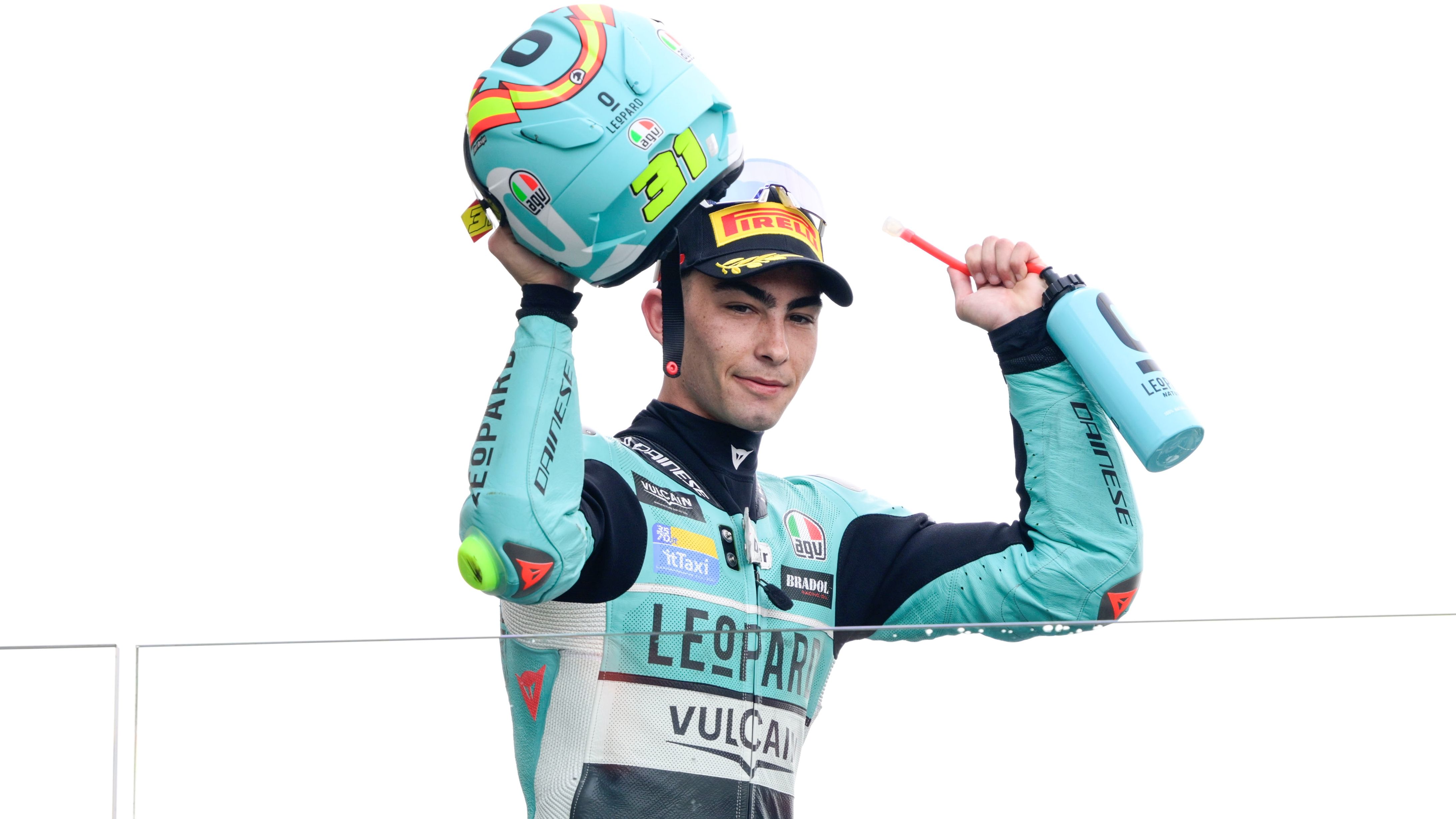 Adrián Fernández ha sido descalificado de seis grandes premios y pierde dos podios y 77 puntos