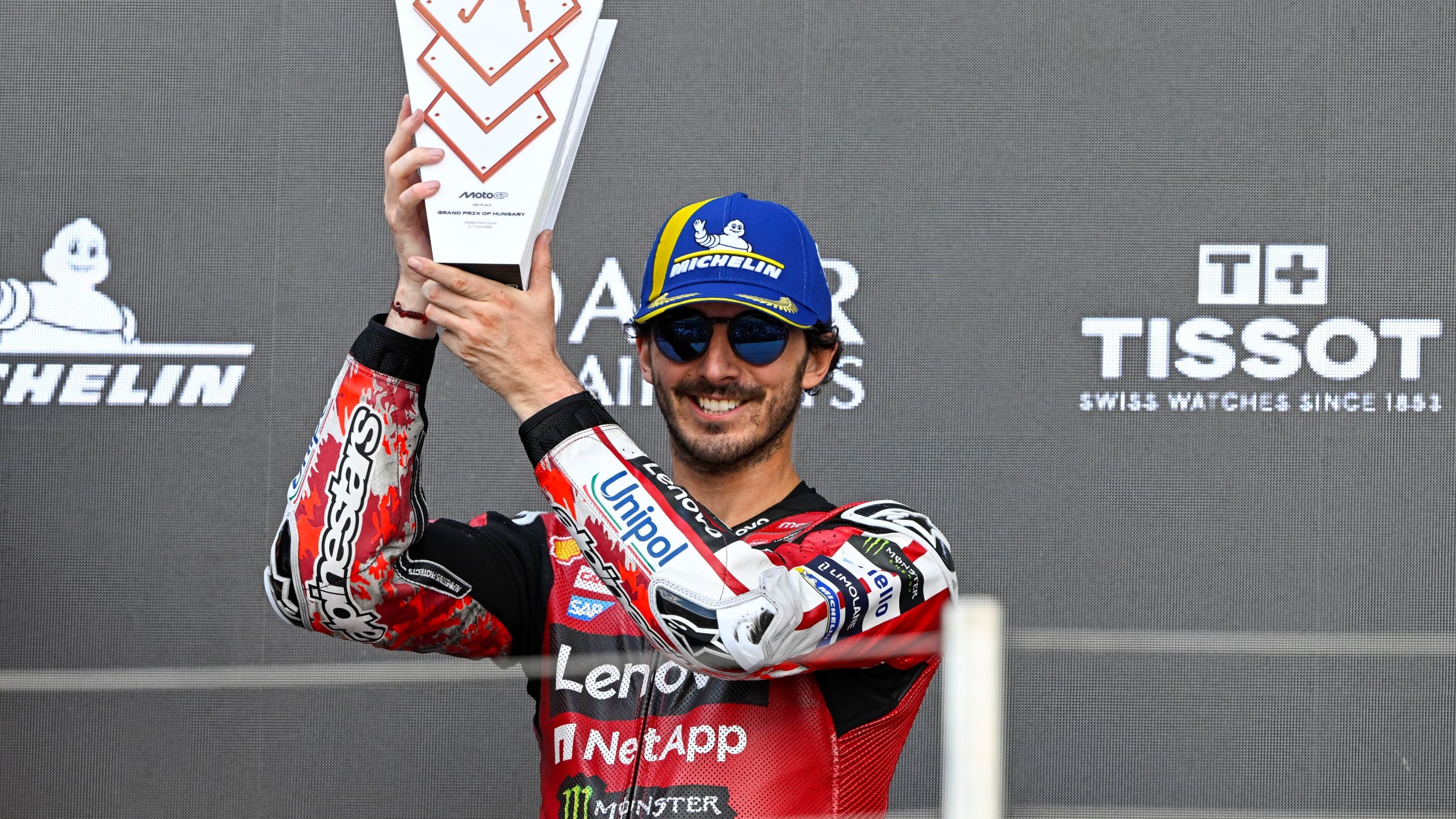 Pecco Bagnaia en el podio del GP de Hungría de MotoGP 2026