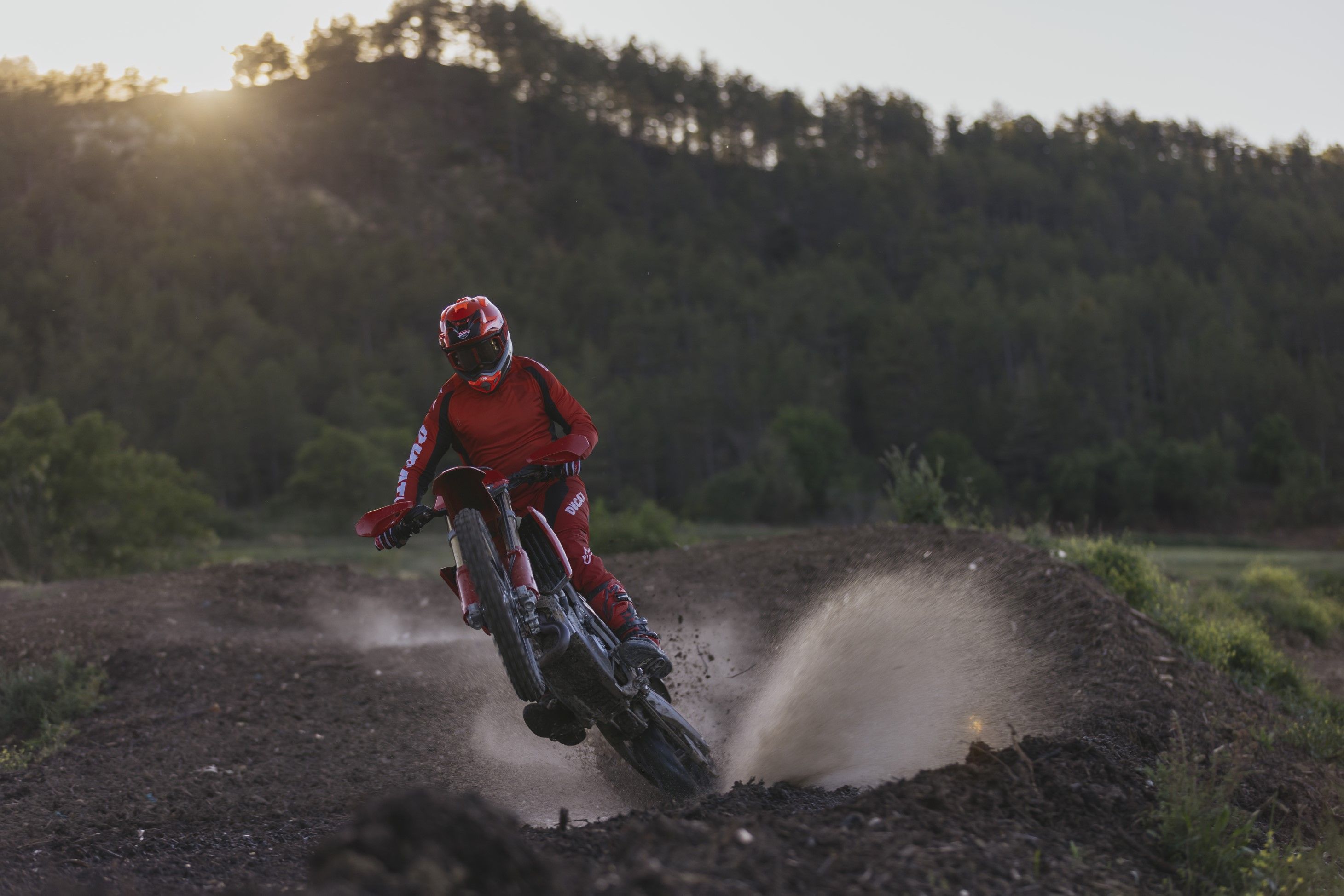 Fotos Ducati Desmo450 EDS
