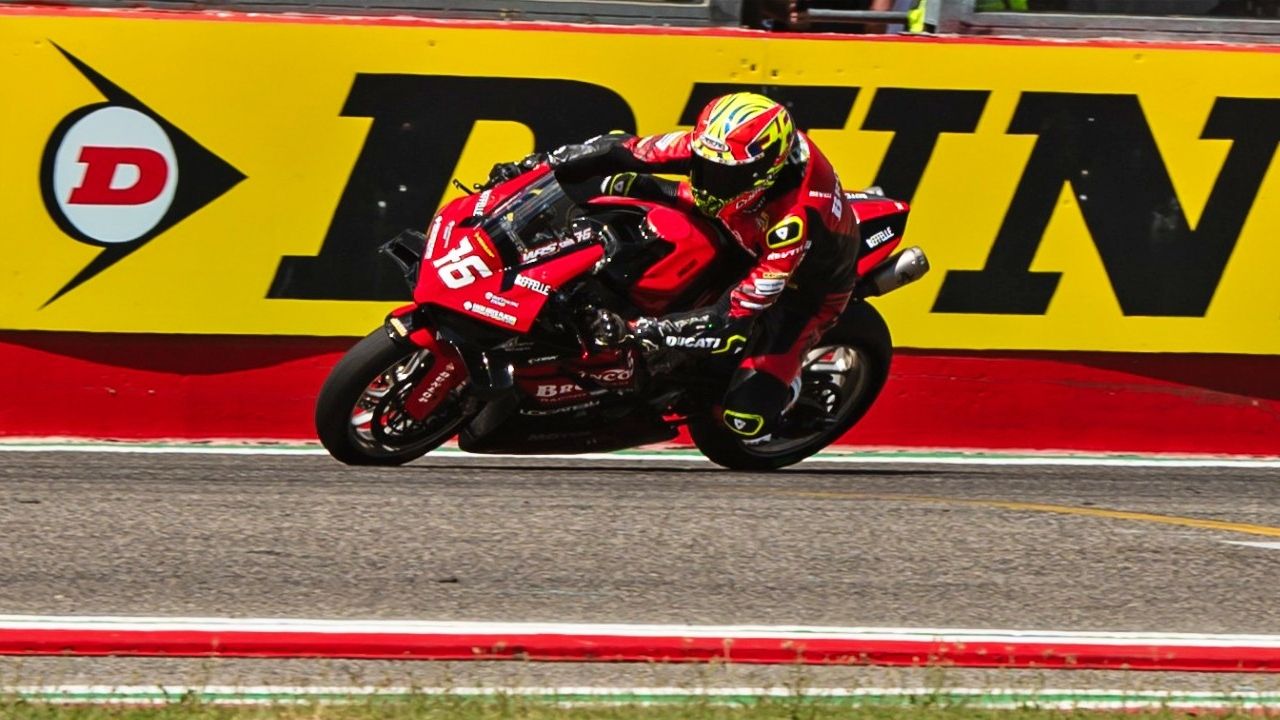 Samuele Cavalieri ha firmado el doblete de victorias en el CIV Superbike en Imola