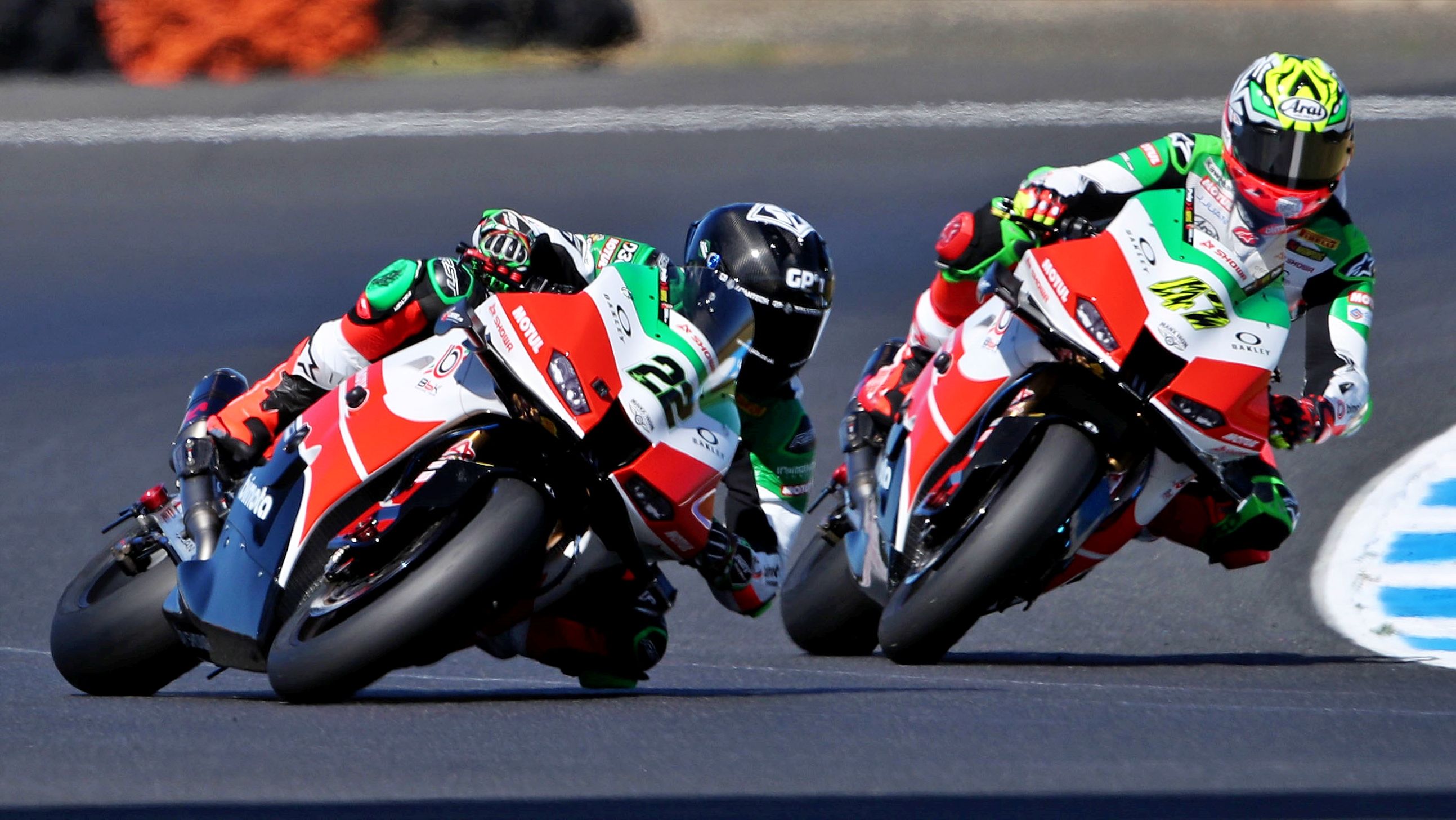 Alex Lowes y Axel Bassani seguirán con Bimota en el Mundial de Superbike 2027