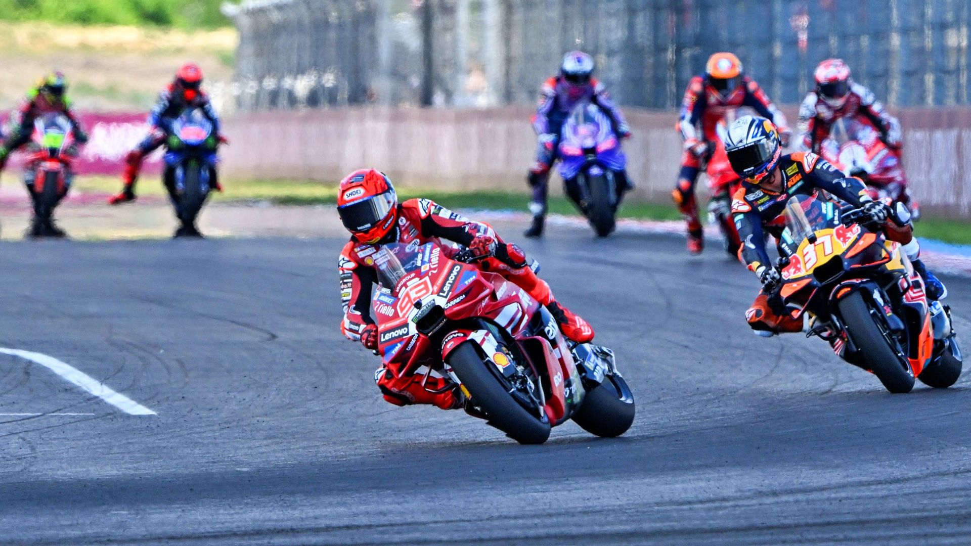 Marc Márquez sumó en Balaton su primera victoria dominical en MotoGP 2026