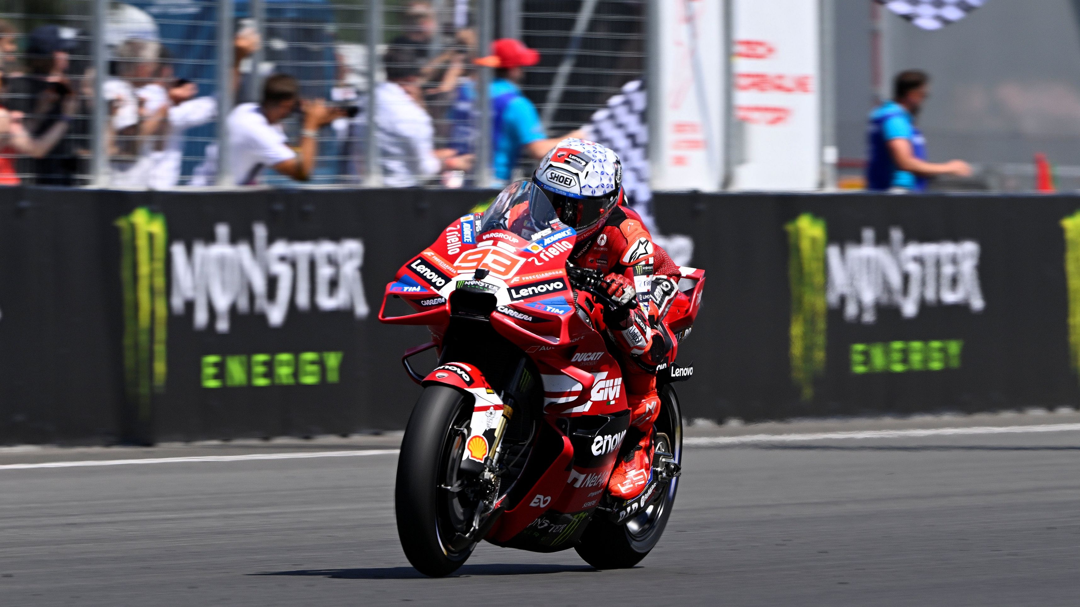 Marc Márquez se acerca al liderato de la clasificación general de MotoGP 2026 tras ganar en Brno